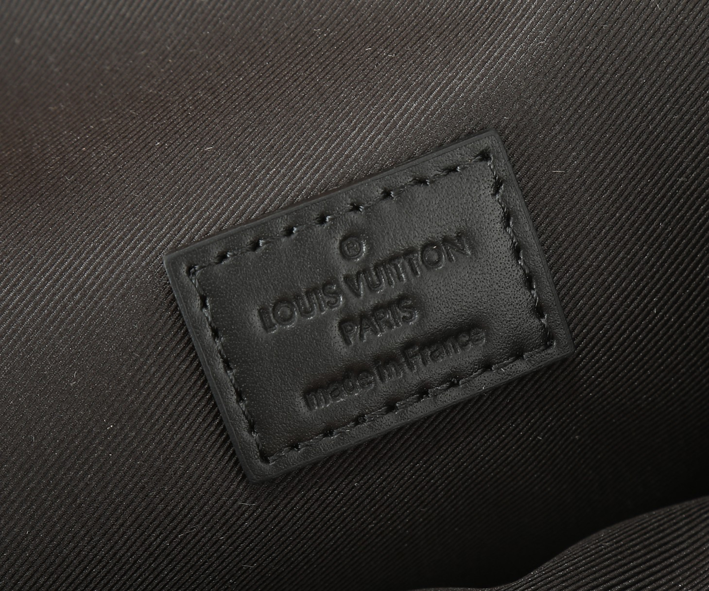 LV Montsouris Wearable Wallet M83567  8.7 x 4.7 x 2.4 in