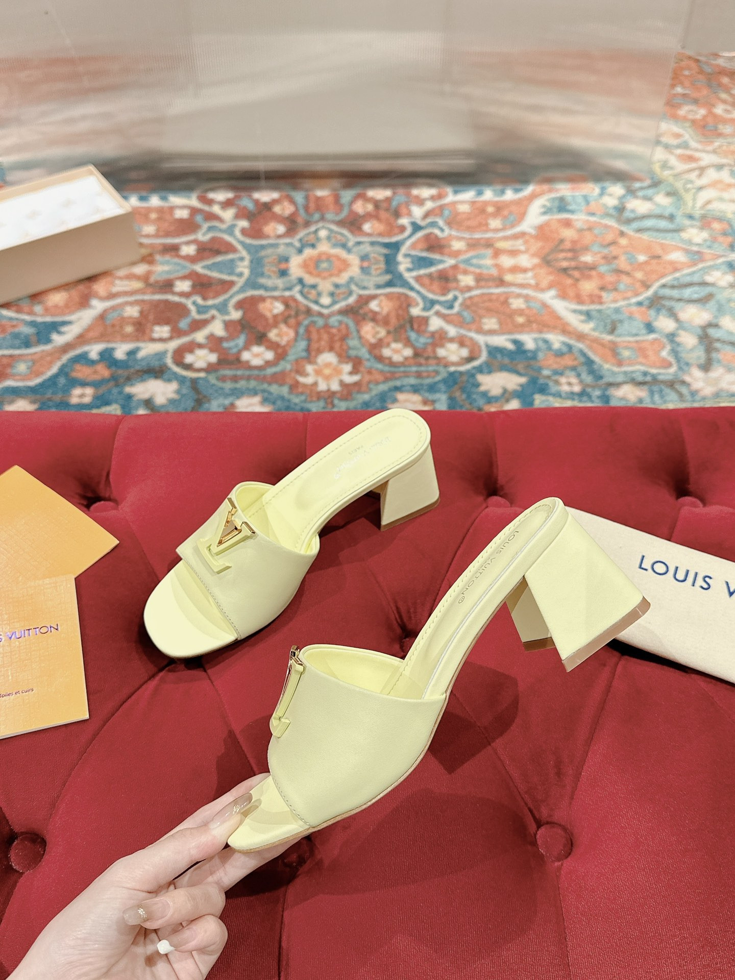 UA LV Capri Mule