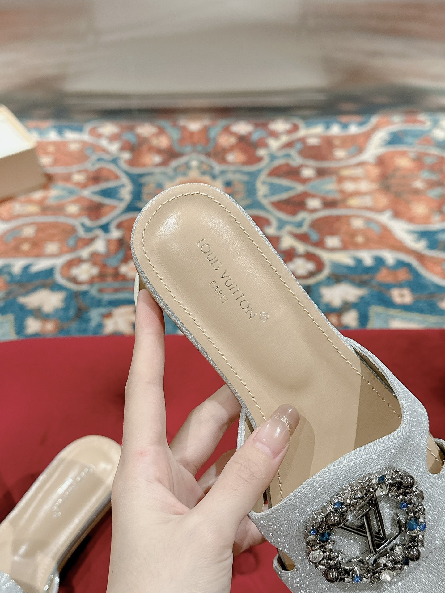 UA LV Flat Mule