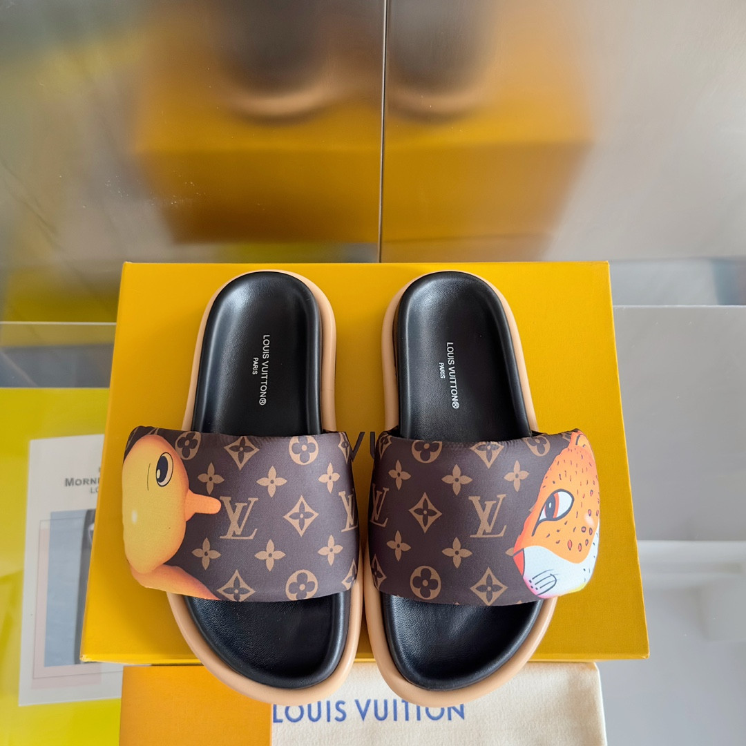 LV Pool Pillow Flat Comfort Mule