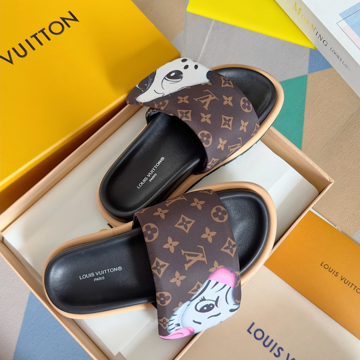 LV Pool Pillow Flat Comfort Mule