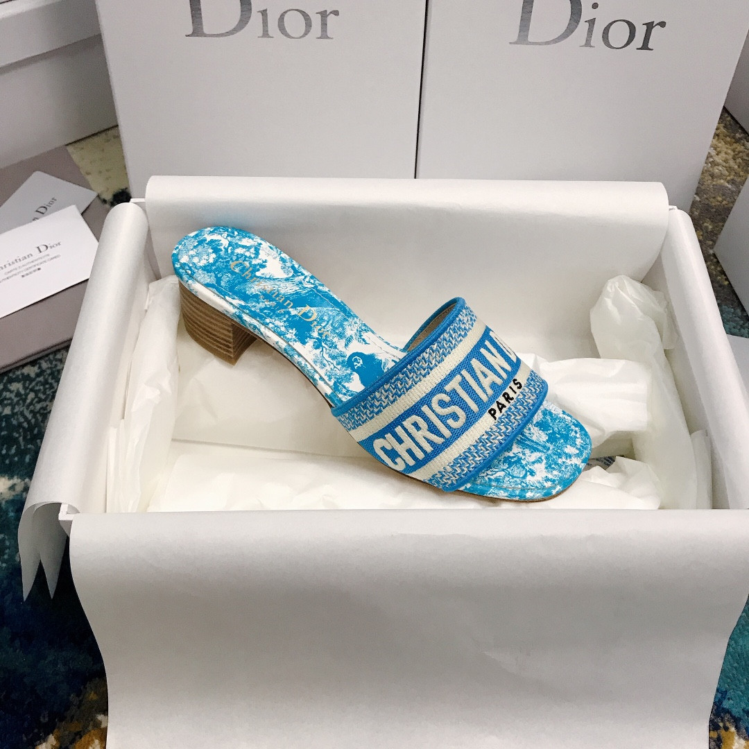 ua D*or dway heeled slide