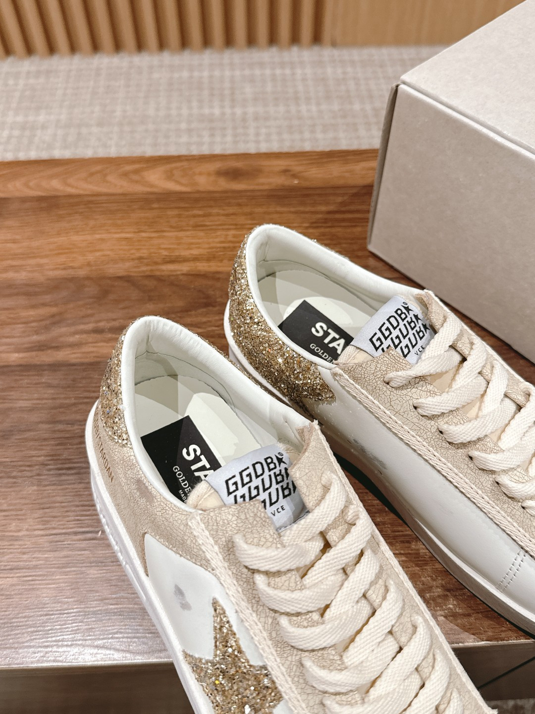 UA Golden Goose Stardan Sneaker