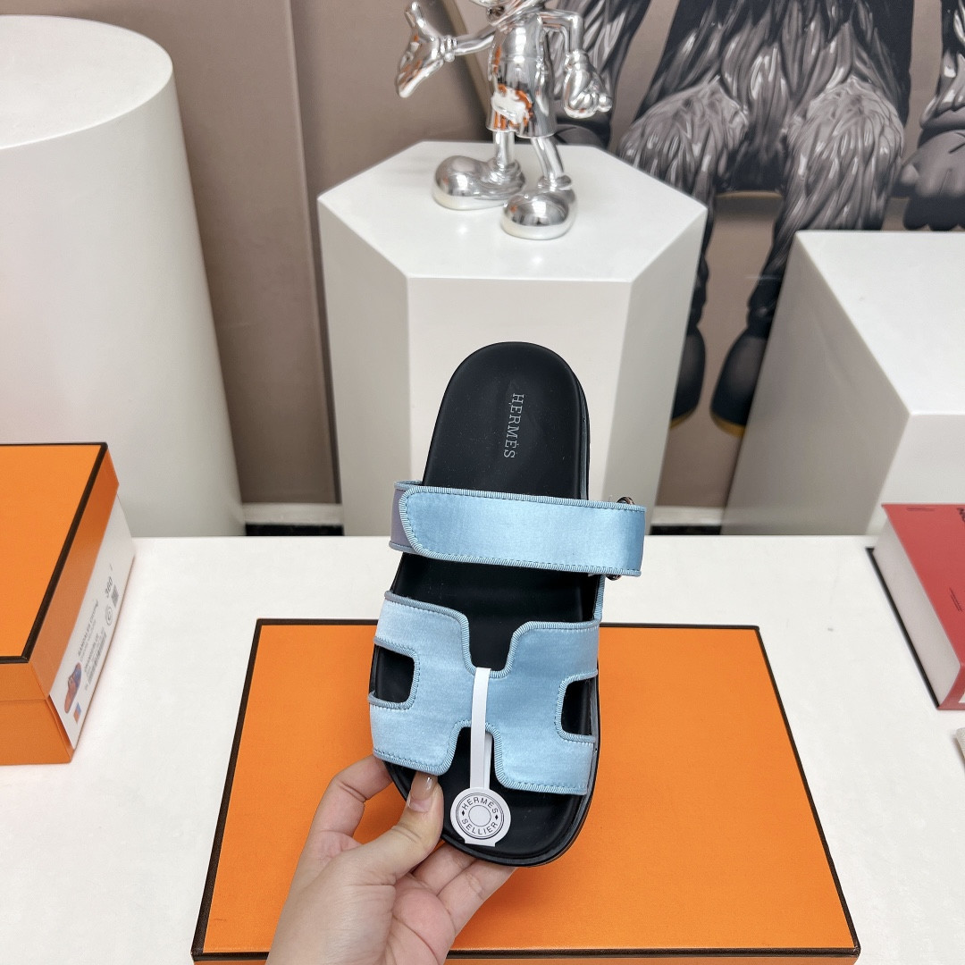 ua H**me5 chypre sandal