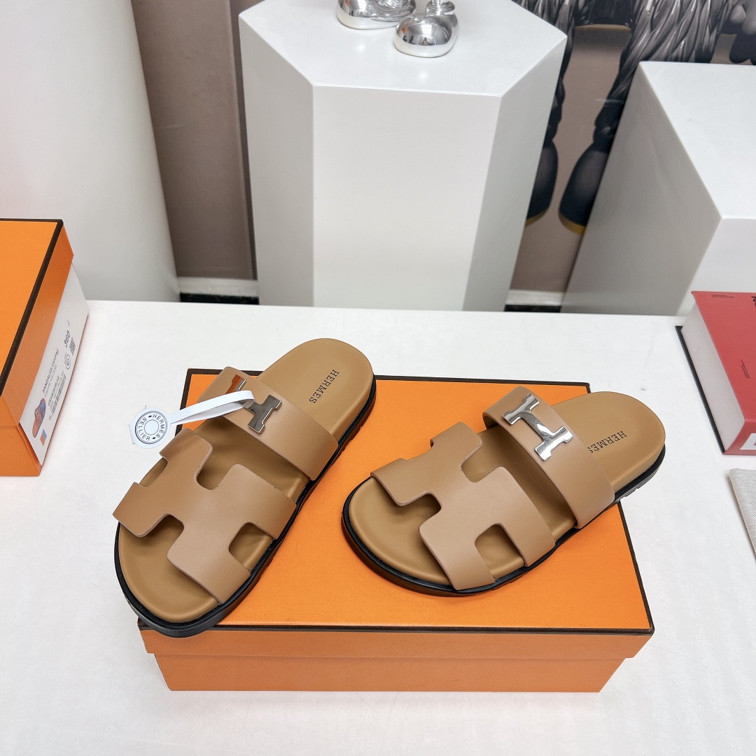 ua H**me5 chypre sandal
