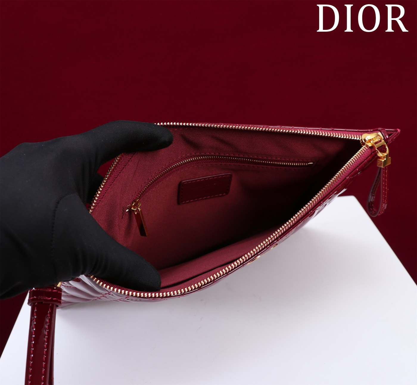 large D*or caro daily pouch 30 x 21.5 cm
