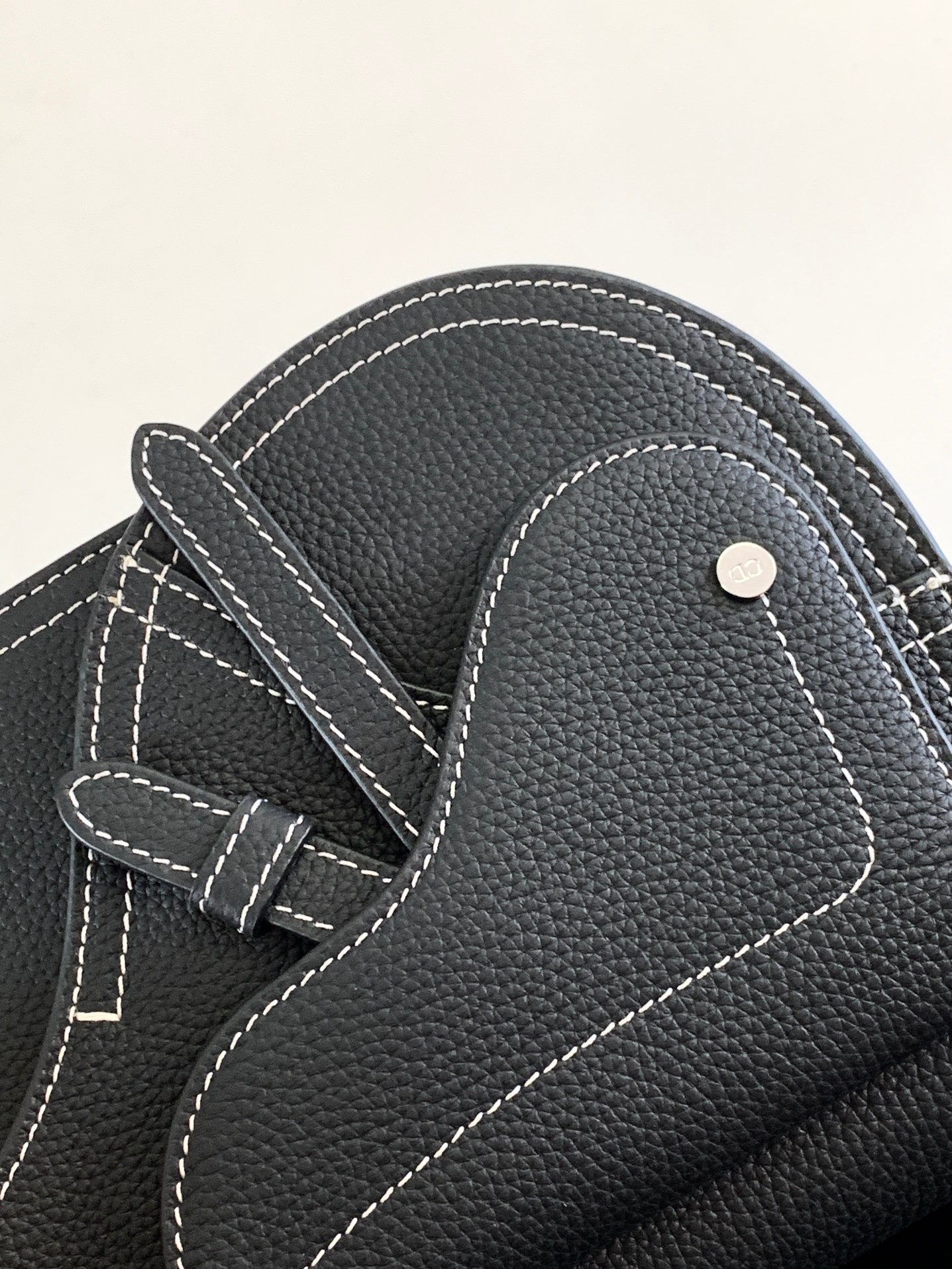 D*or saddle messenger bag 24 x 16.5 x 5.5 cm