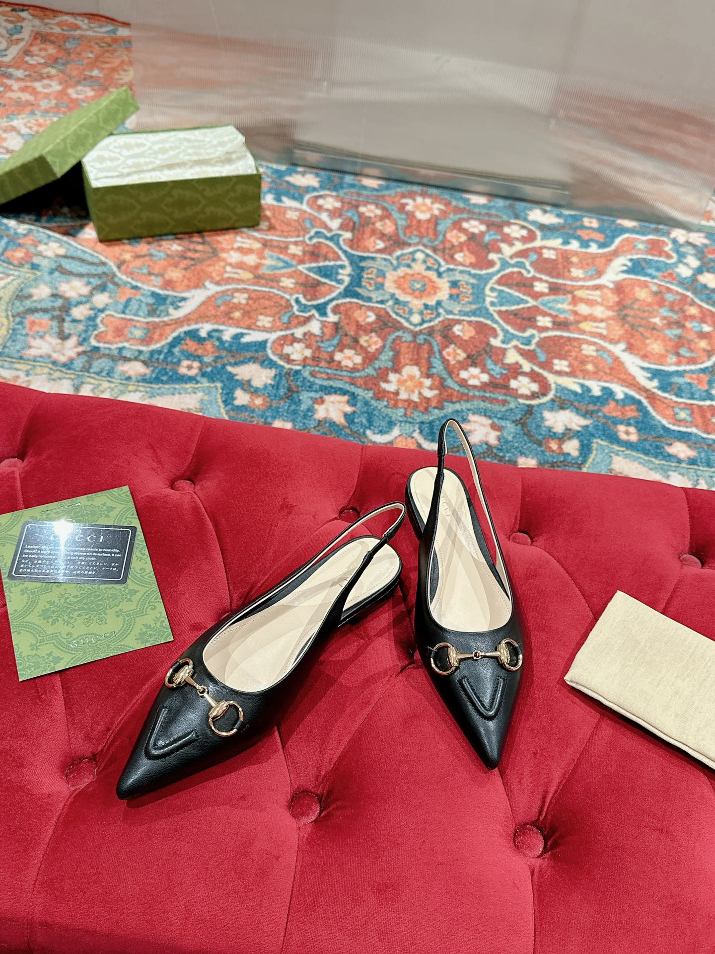 ua G*u*i horsebit slingback flat