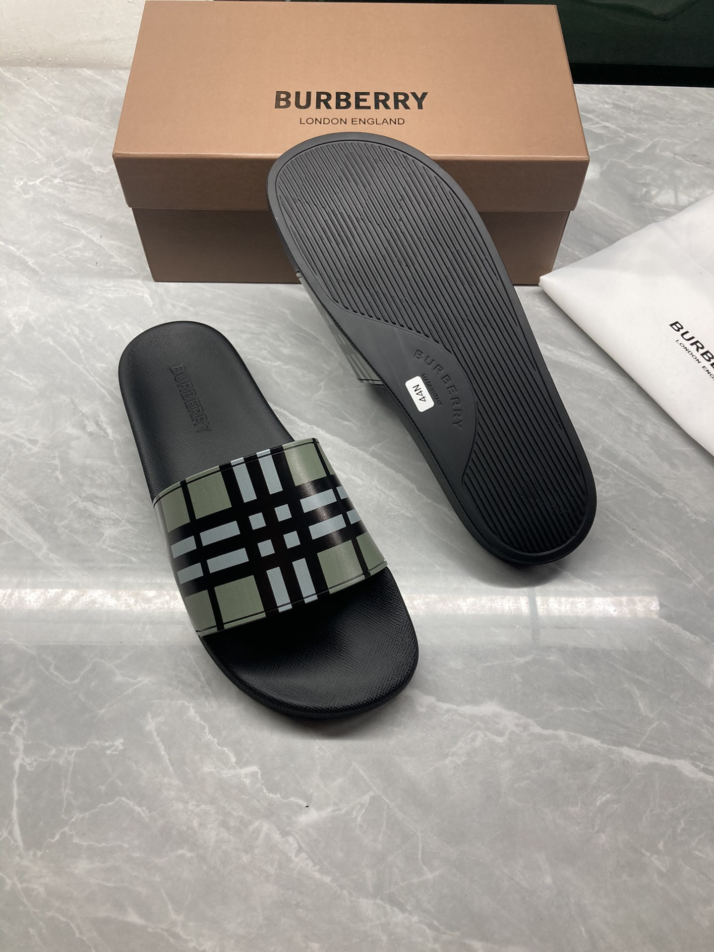B**rry check slides