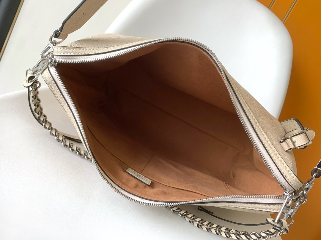 LV Hand It All PM M24255 32 x 29 x 13 cm