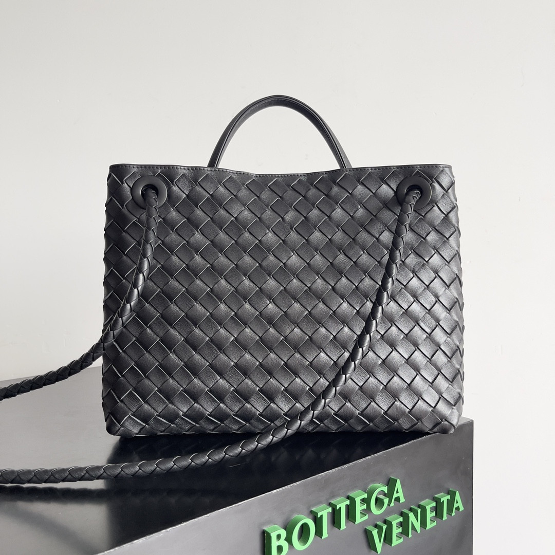 bo*te*ga Ve*ne*ta medium andiamo 32x25x11cm