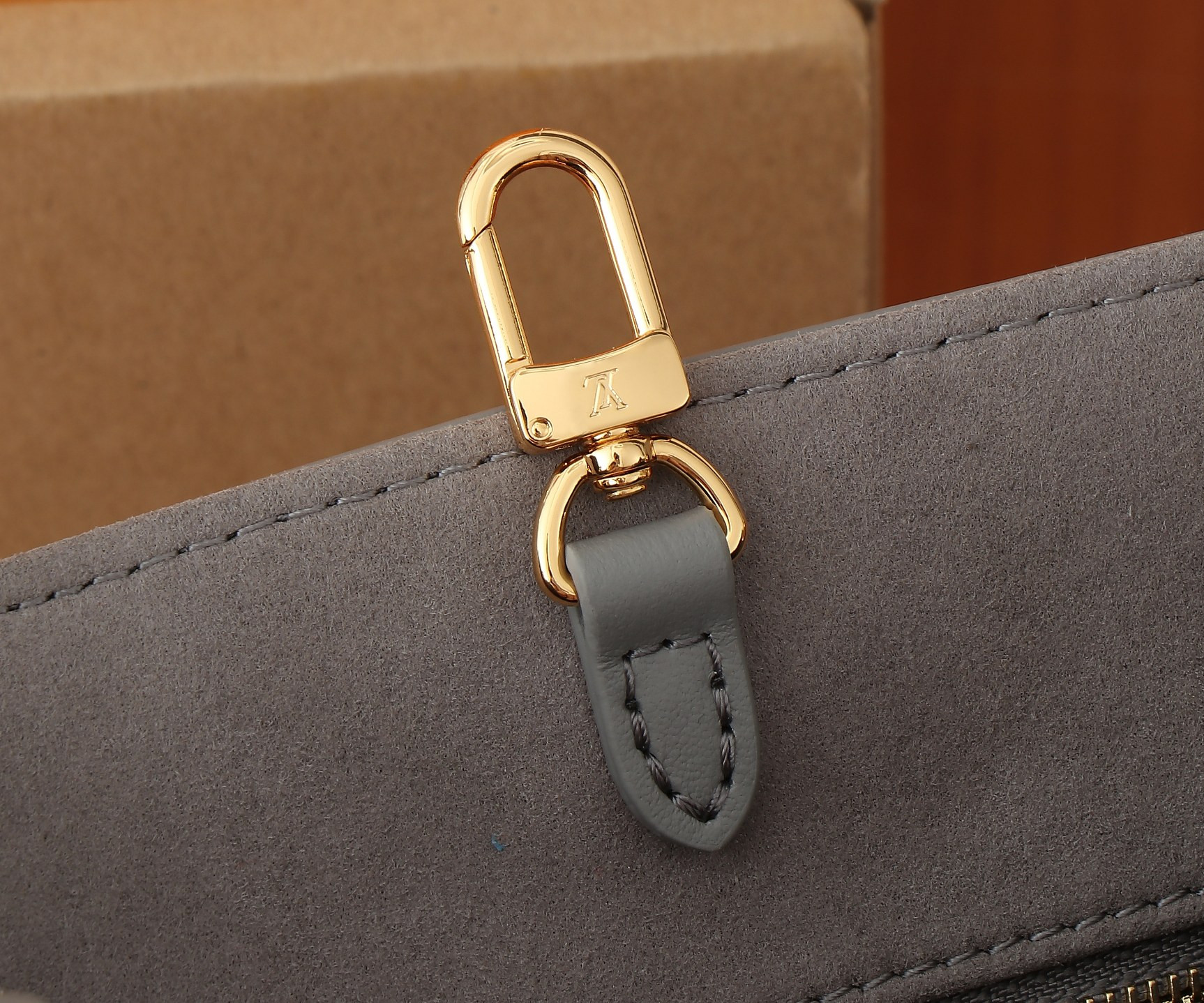 LV Monogram Ink  Small OnTheGo  M12465 25x19x11.5CM