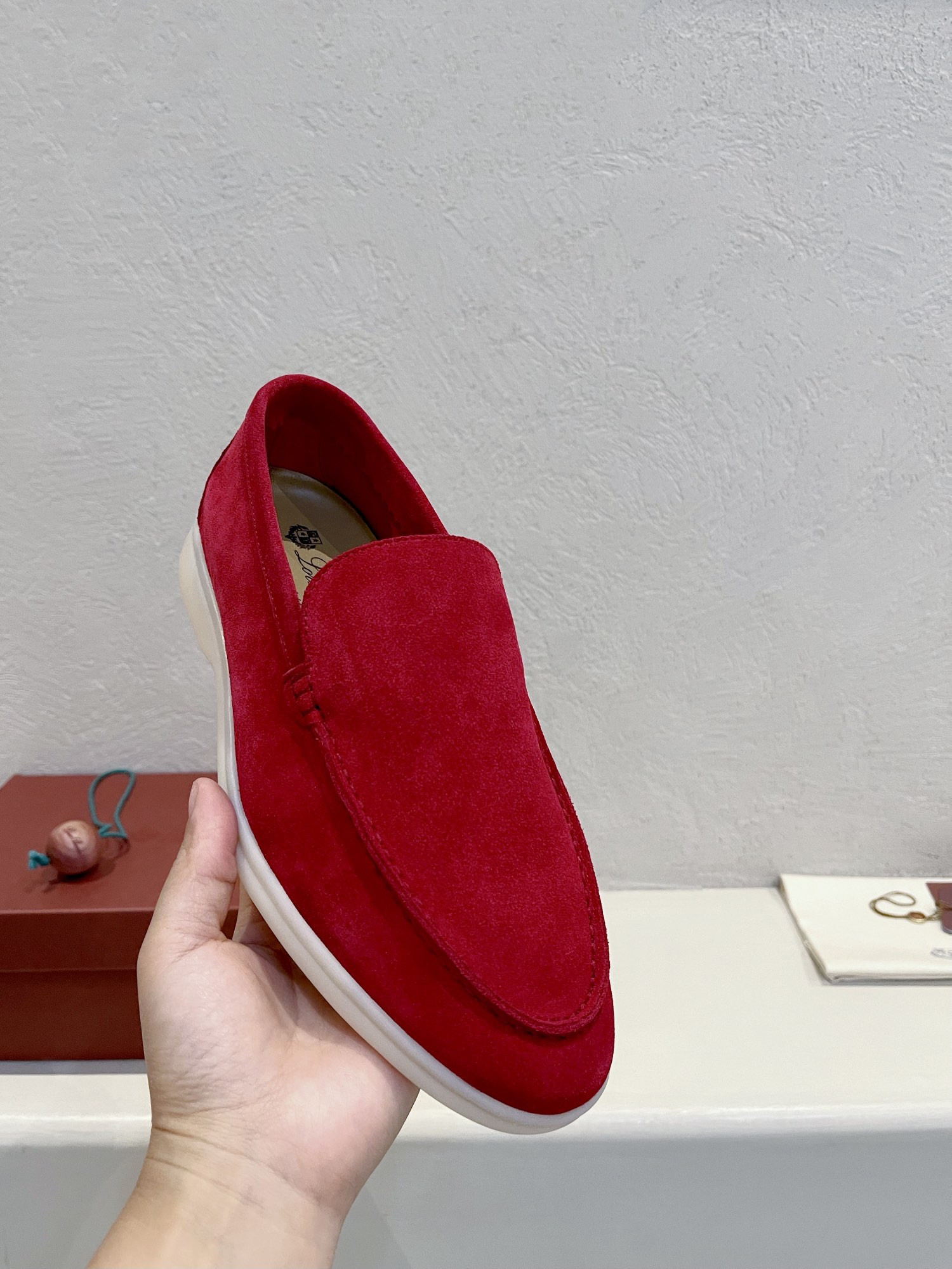 ua L**o p*ana summer walk loafers