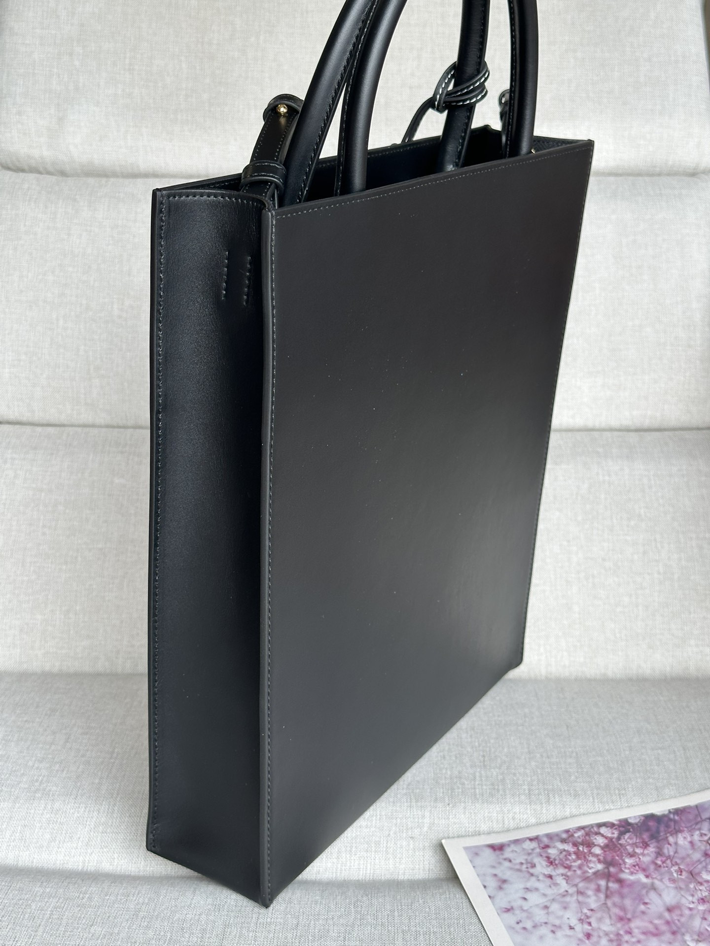L0ew* standard a4 tote 28x7.5x36cm