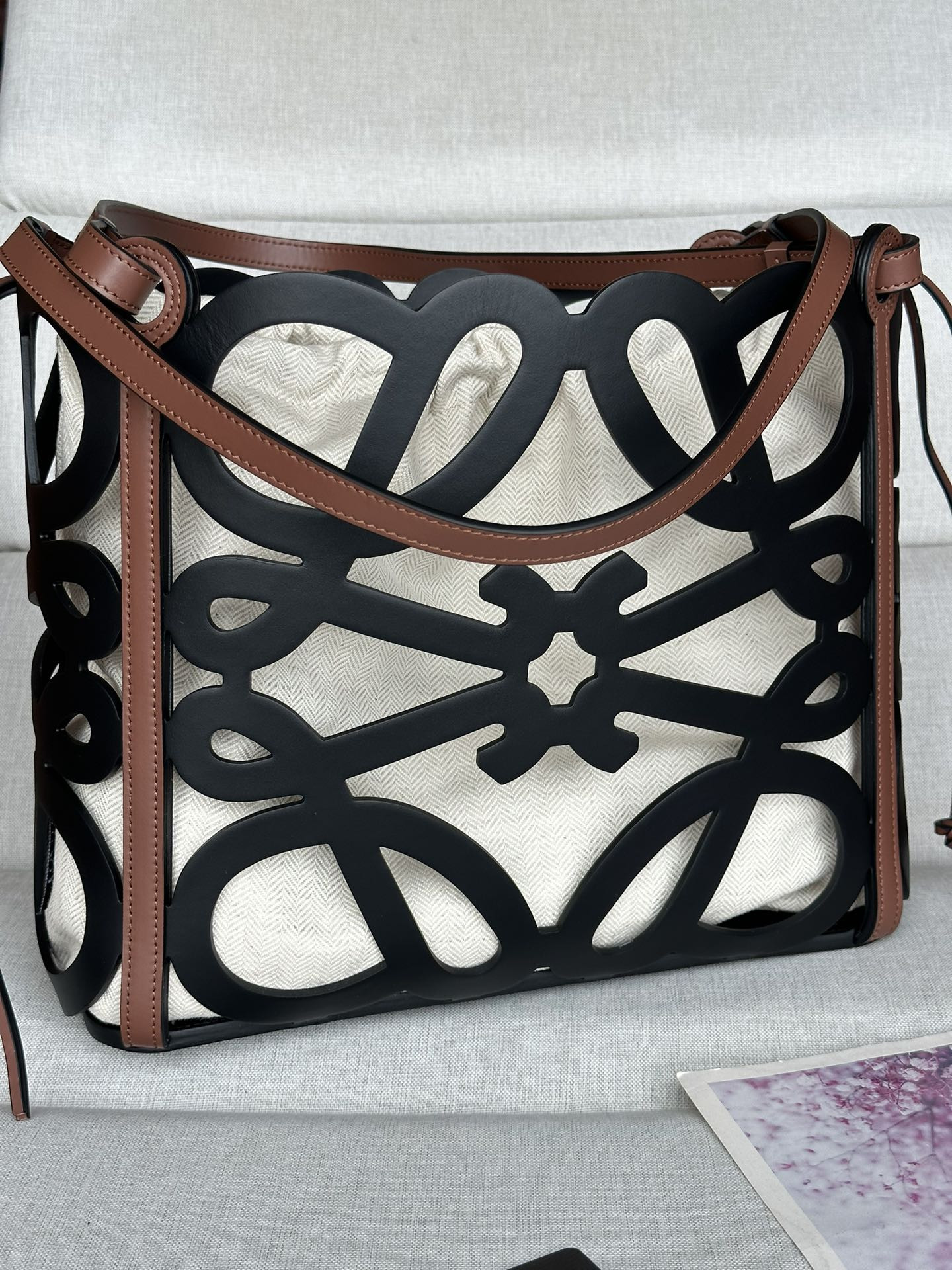 L0ew* anagram tote 32x27x11cm