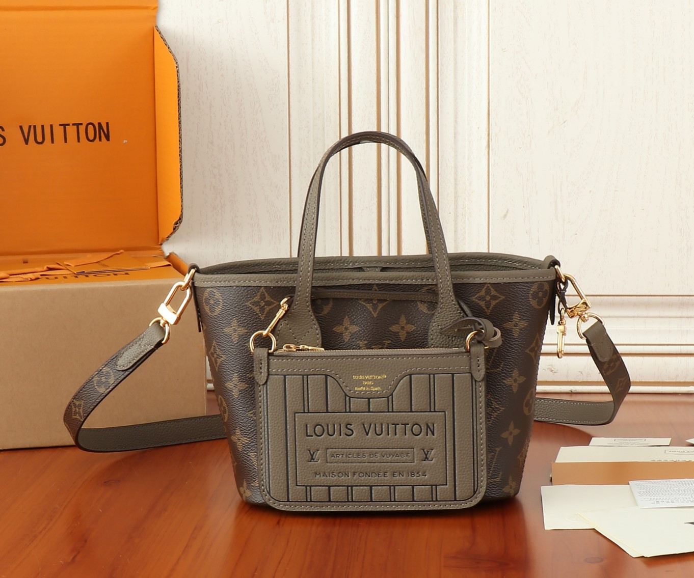 LV Neverfull Bandoulière Inside Out BB M12109 24x14x9cm