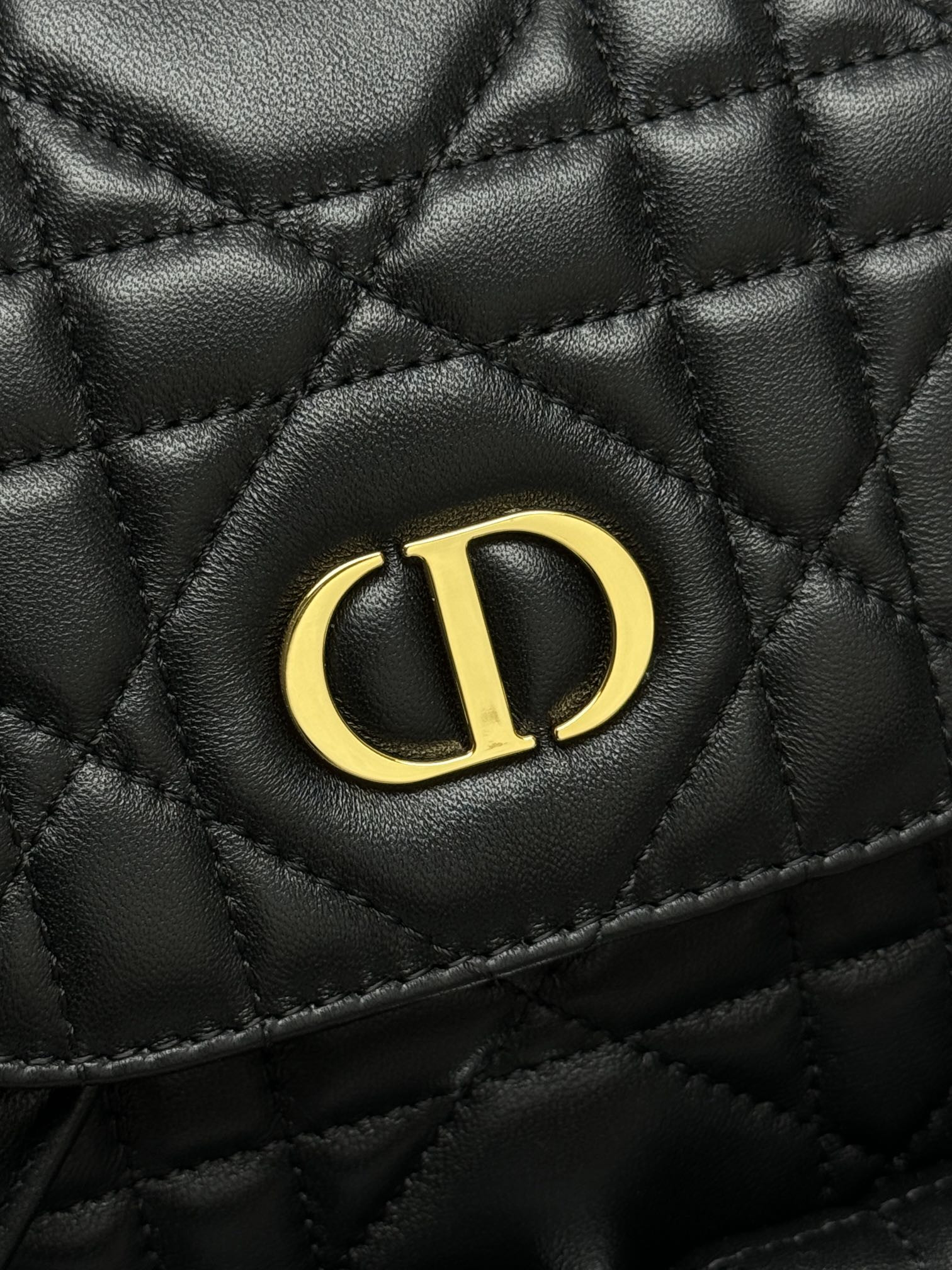 D*or caro backpack medium 23 x 26.7 x 12.5 cm
