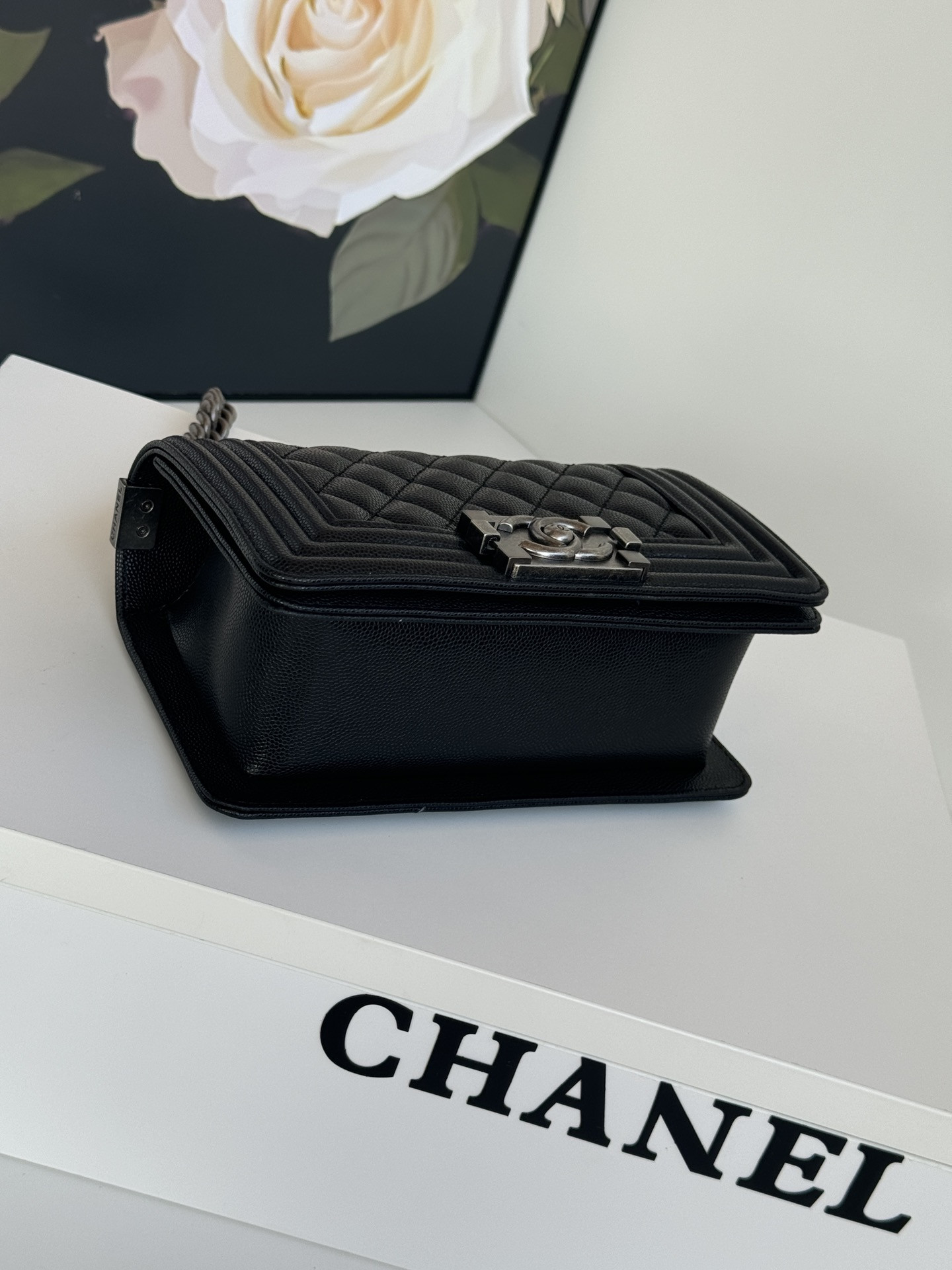 Ch*el  leboy  14.5x 20x 8.4cm
