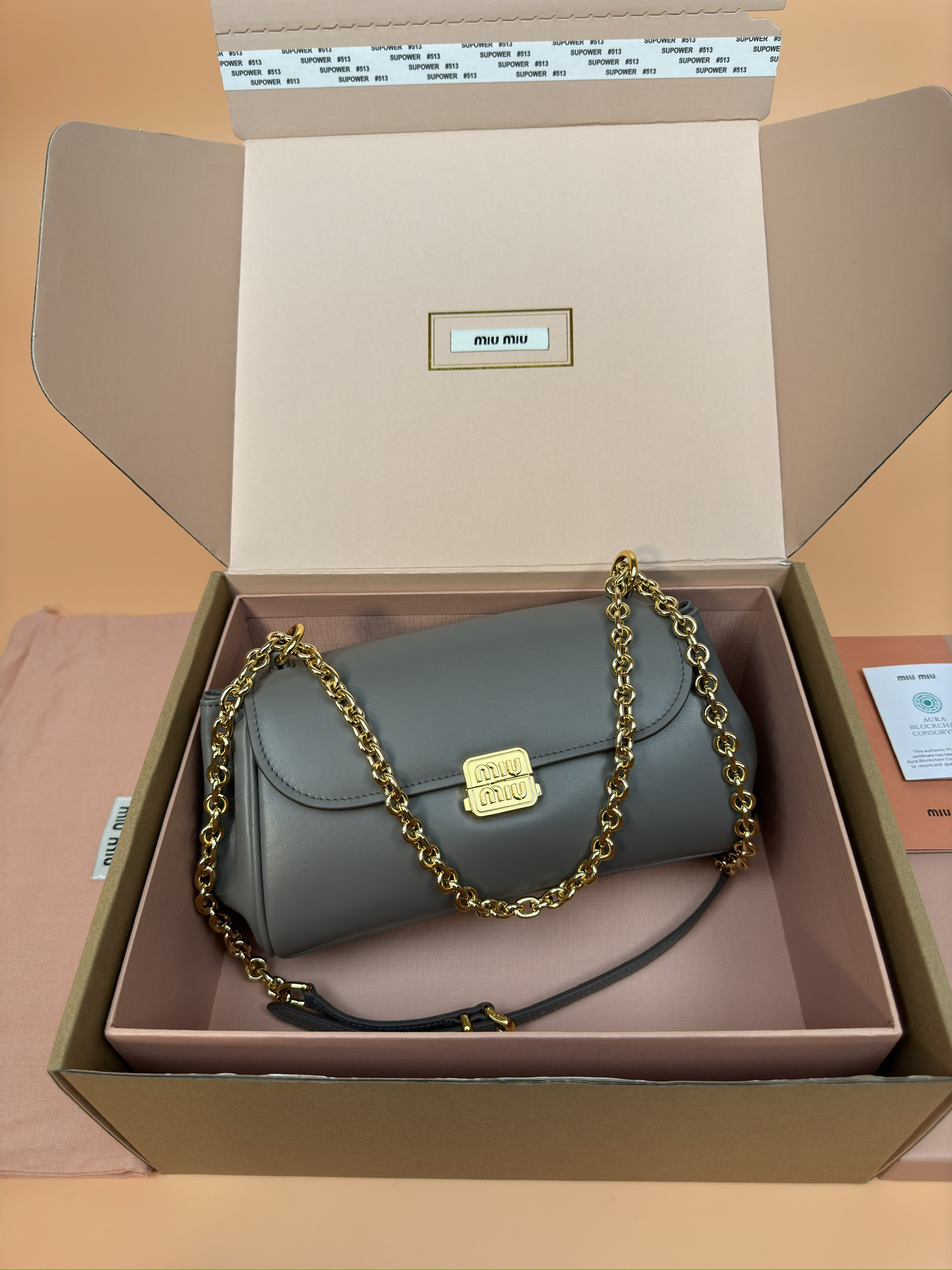 Miu Miu Leather shoulder bag 13.5x24x9cm