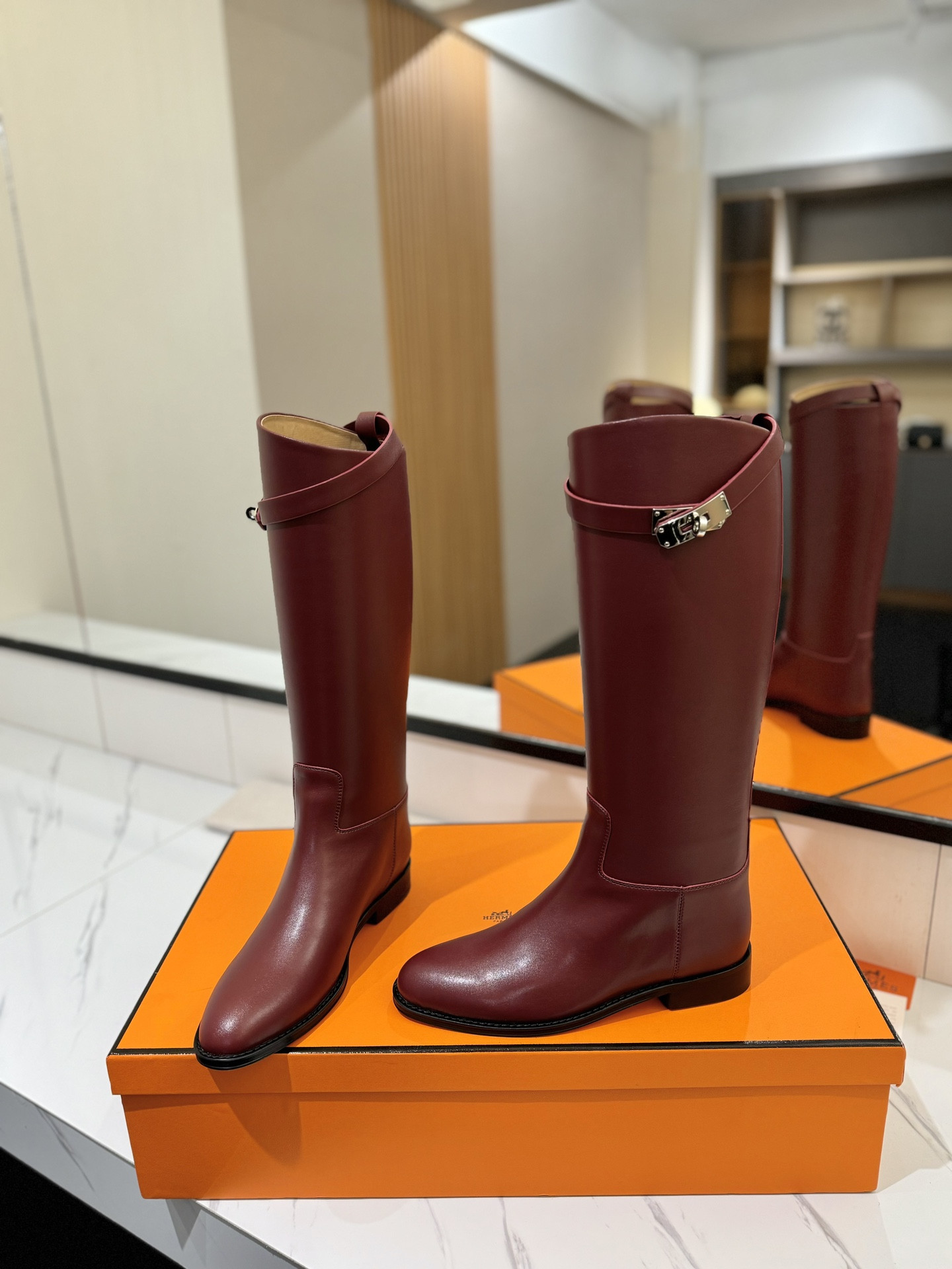 ua H**me5 jumping boots