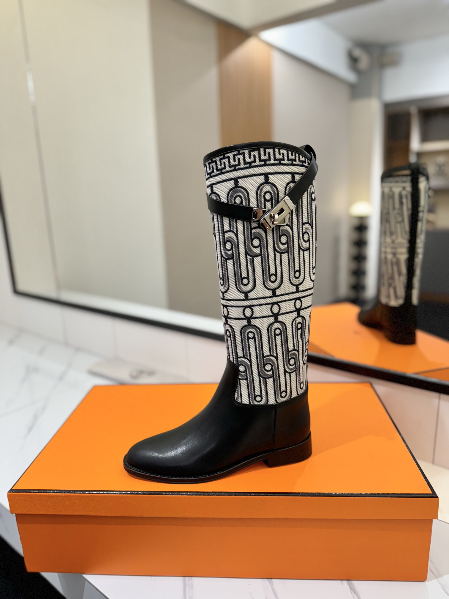 ua H**me5 jumping boots