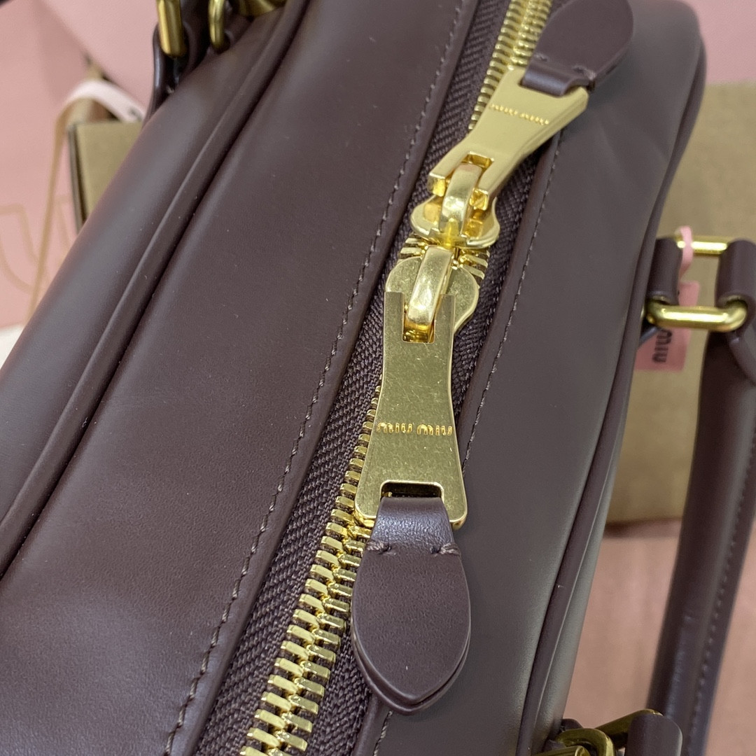 Miu Miu Arcadie leather bag 12x27x9cm