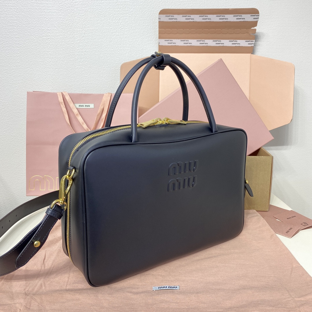 Miu Miu Leather Beau bag 23x34x10cm