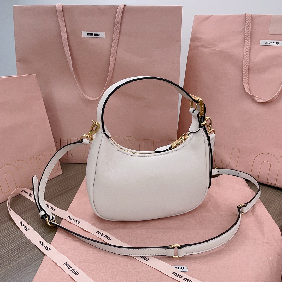 Miu Miu hobo bag 20X17X6Cm