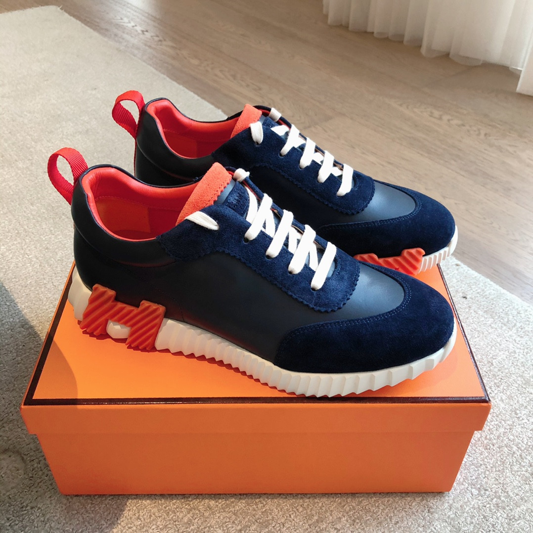 ua H**me5 bouncing sneaker