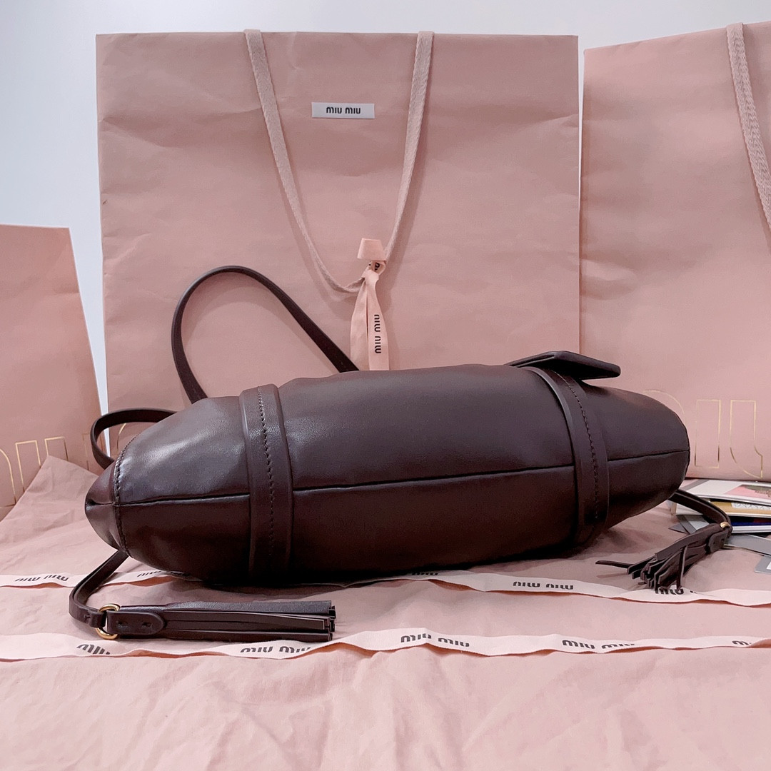 Miu Miu Small Joie nappa leather bag 16x32x10.5cm
