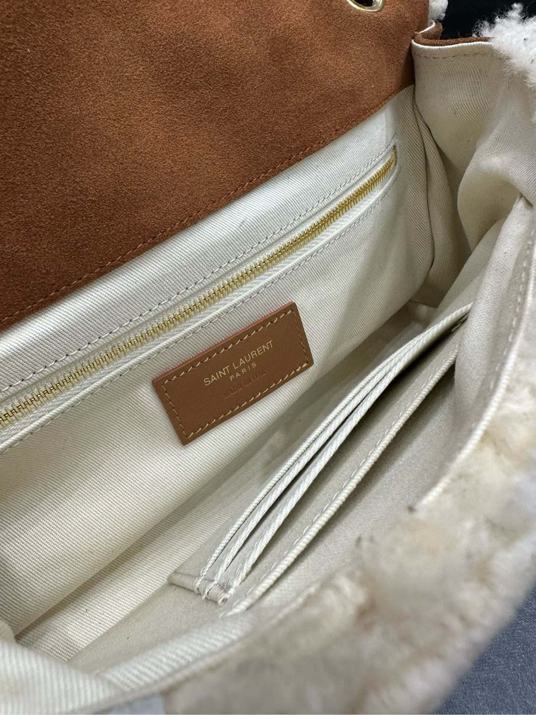 Y*L jamie medium in suede and shearling 25×15×7.5cm