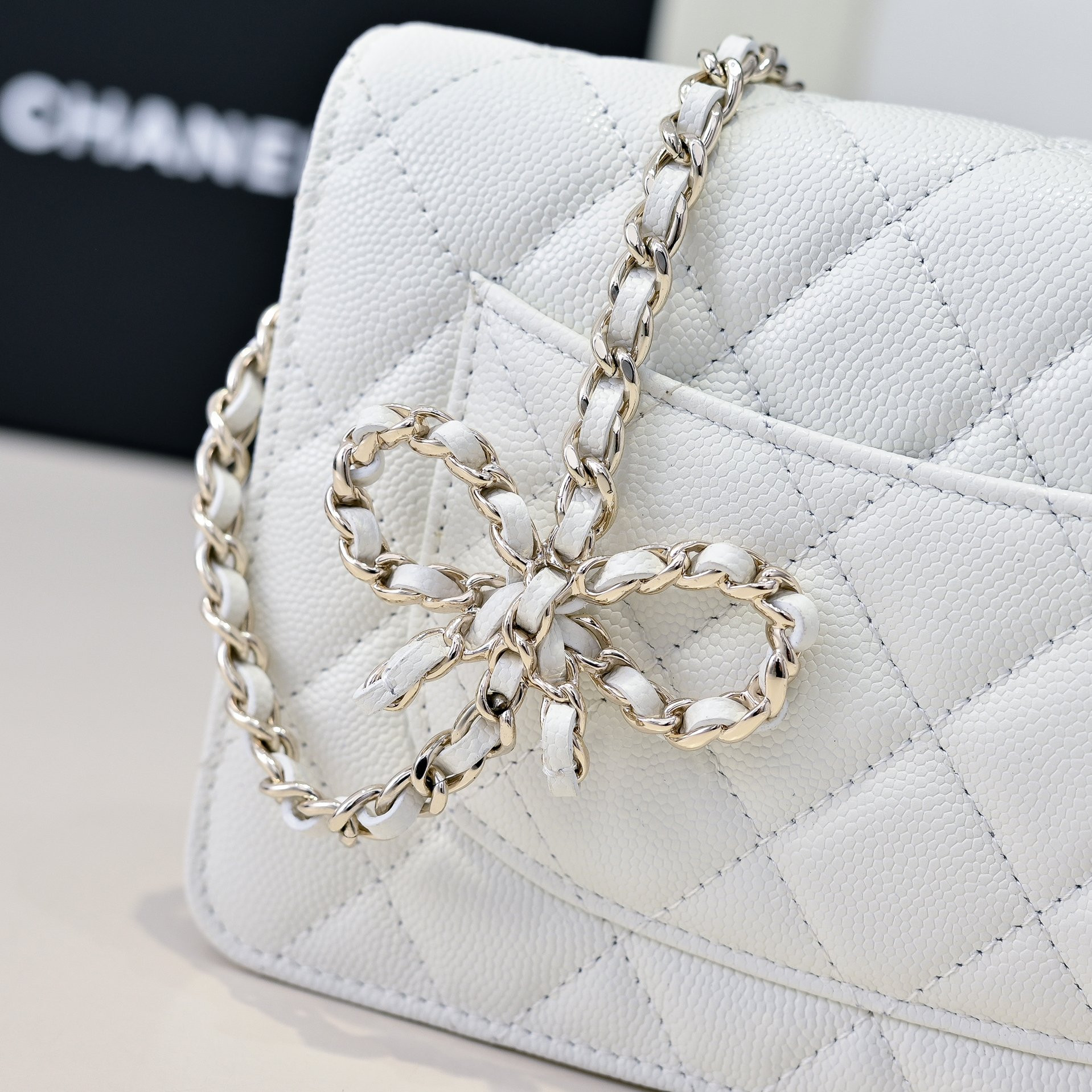 Ch*el woc classic wallet on chain 12.3x19.2x3.5cm