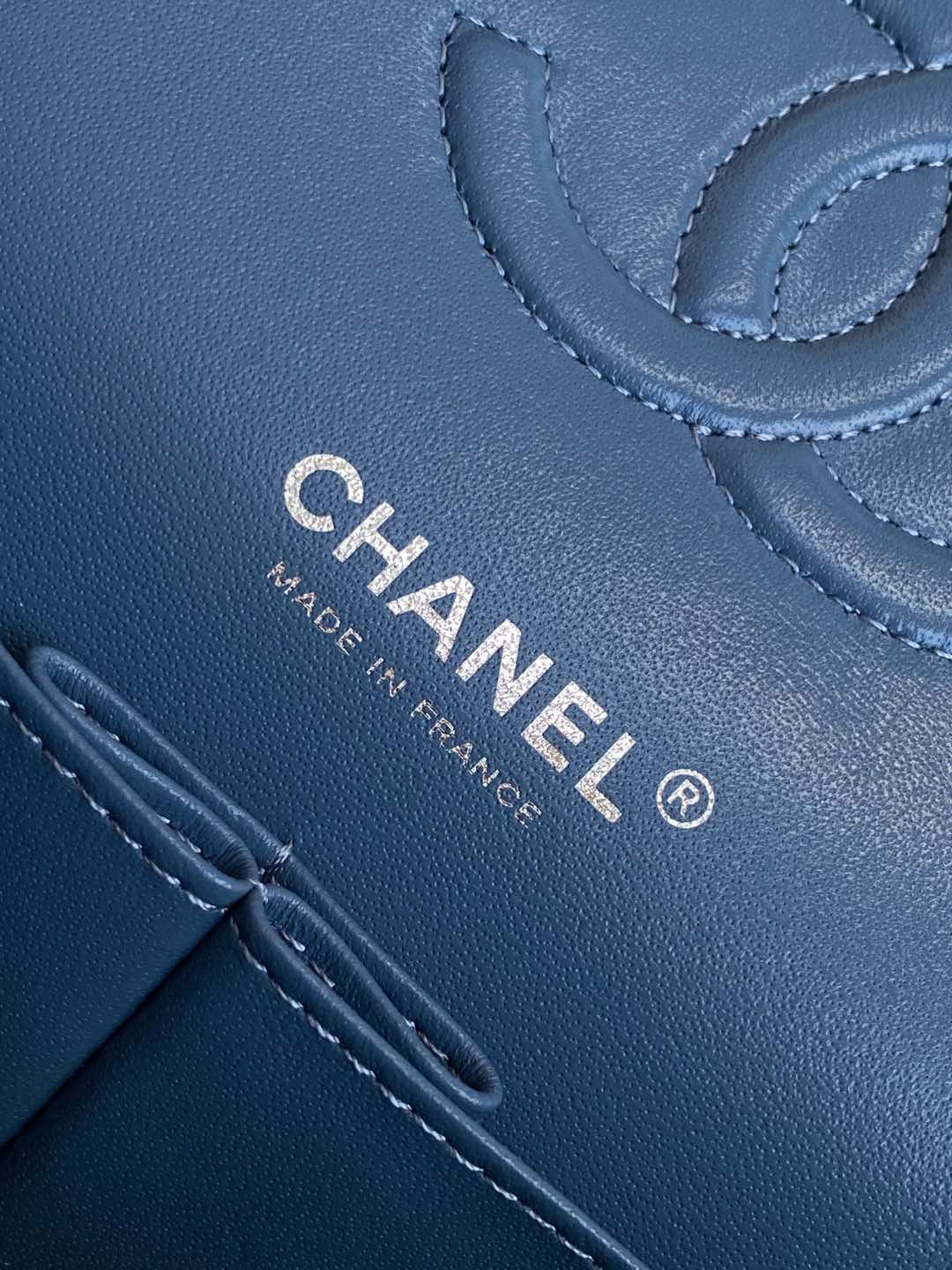 Ch*el mini cf vintage 25cm