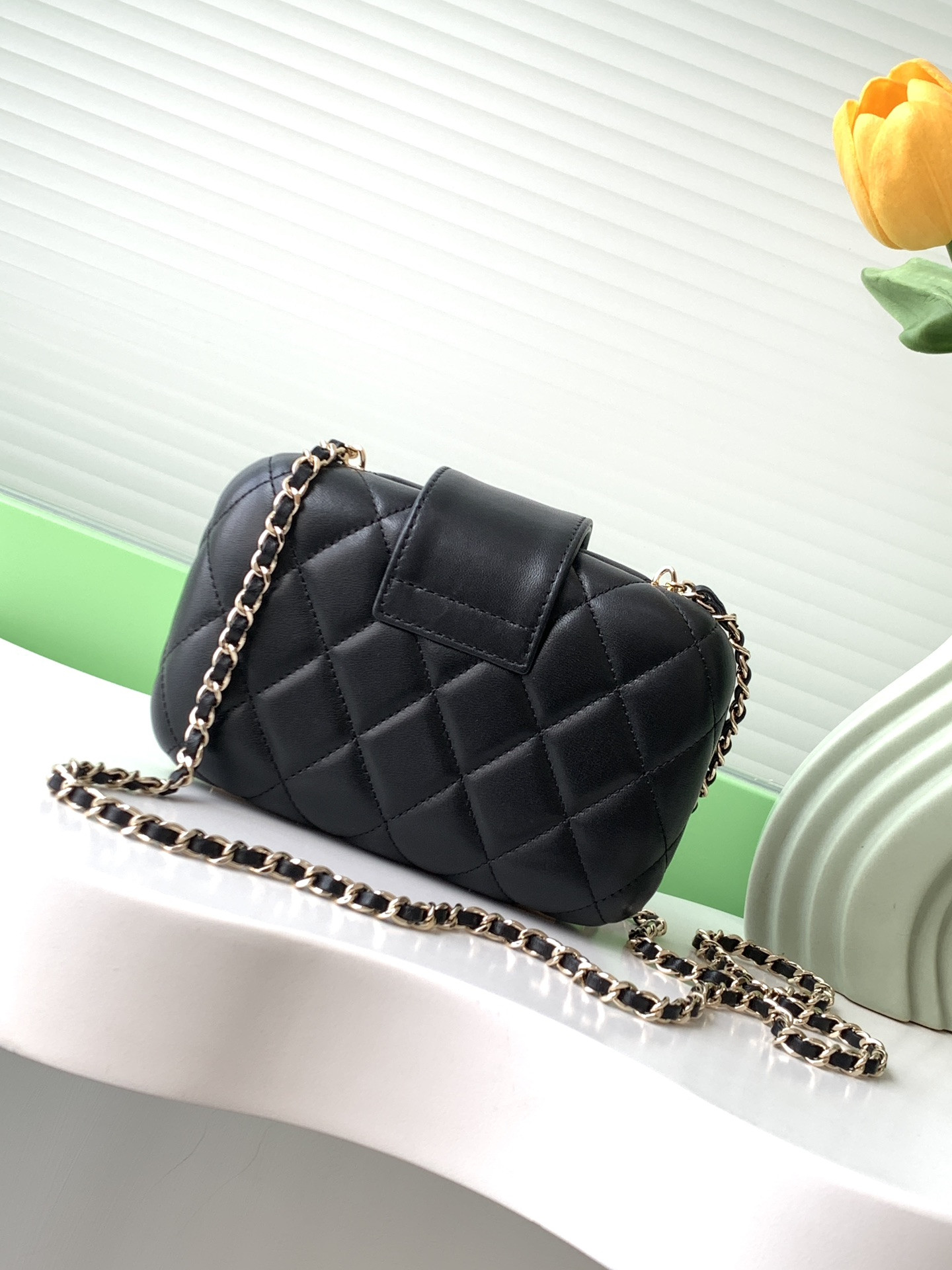Ch*el clip bag 13x18x5cm