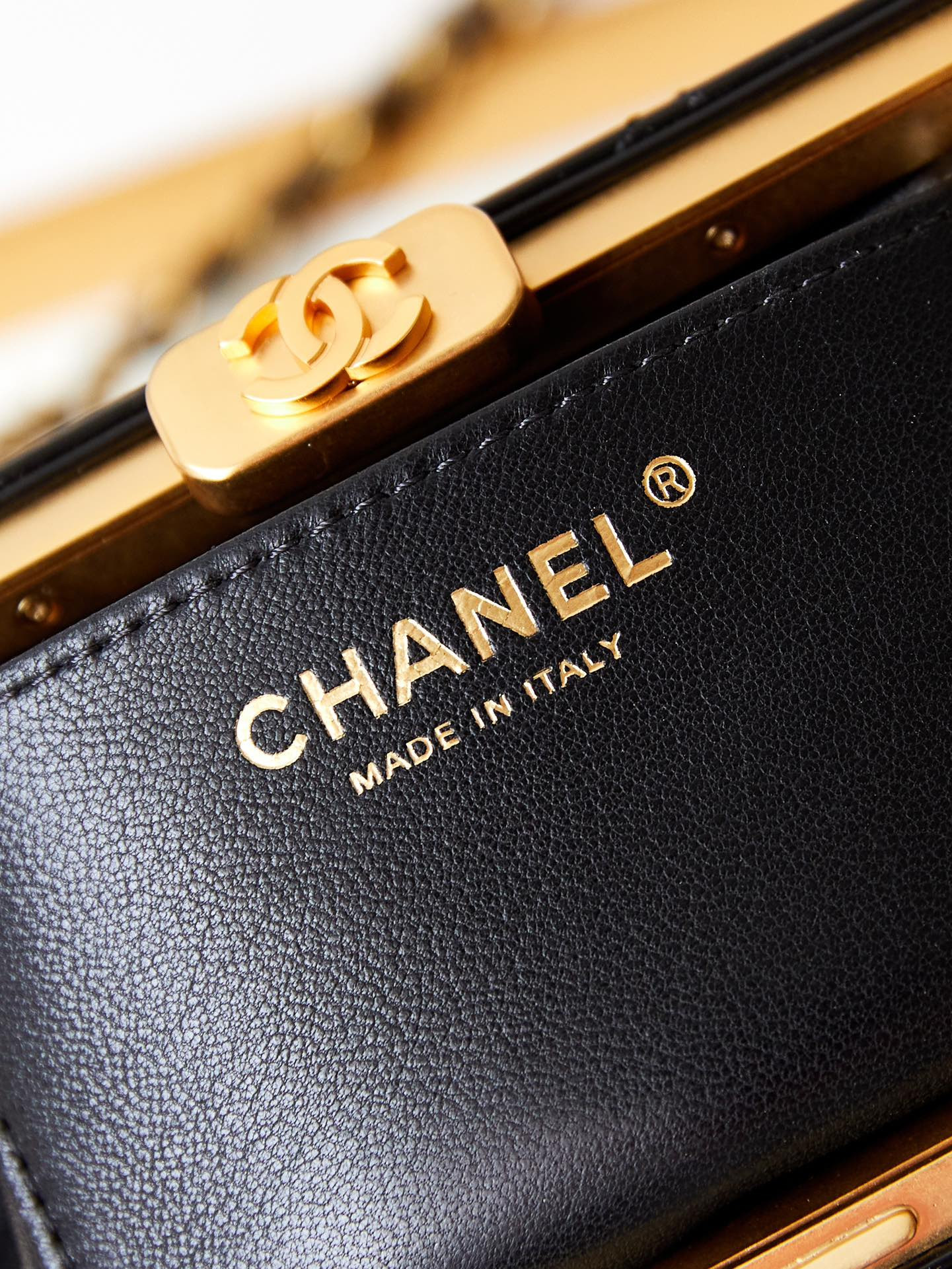 Ch*el 23k box bag 15.5x20x7.5cm