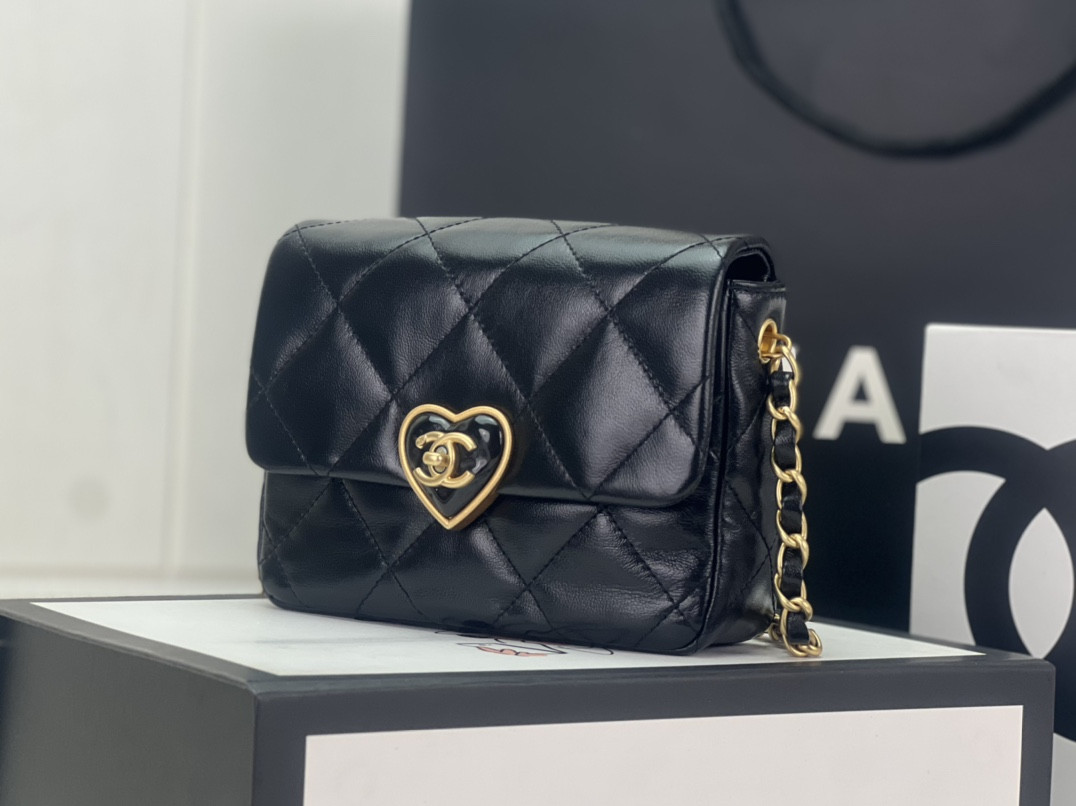 Ch*el flap handbag cf 18x13.5x5.5cm