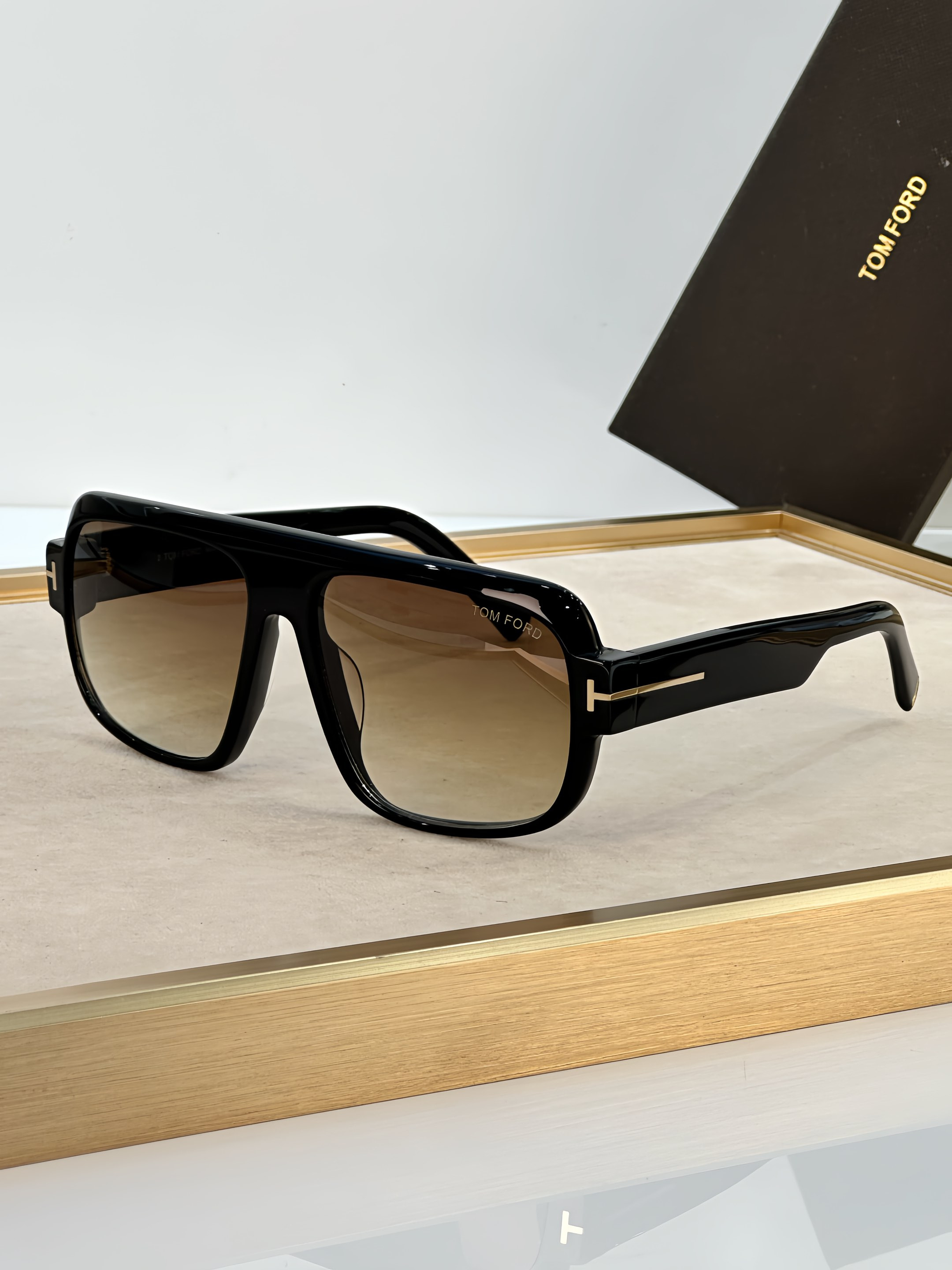 Tom Ford Glasses FT1101 58-15-140