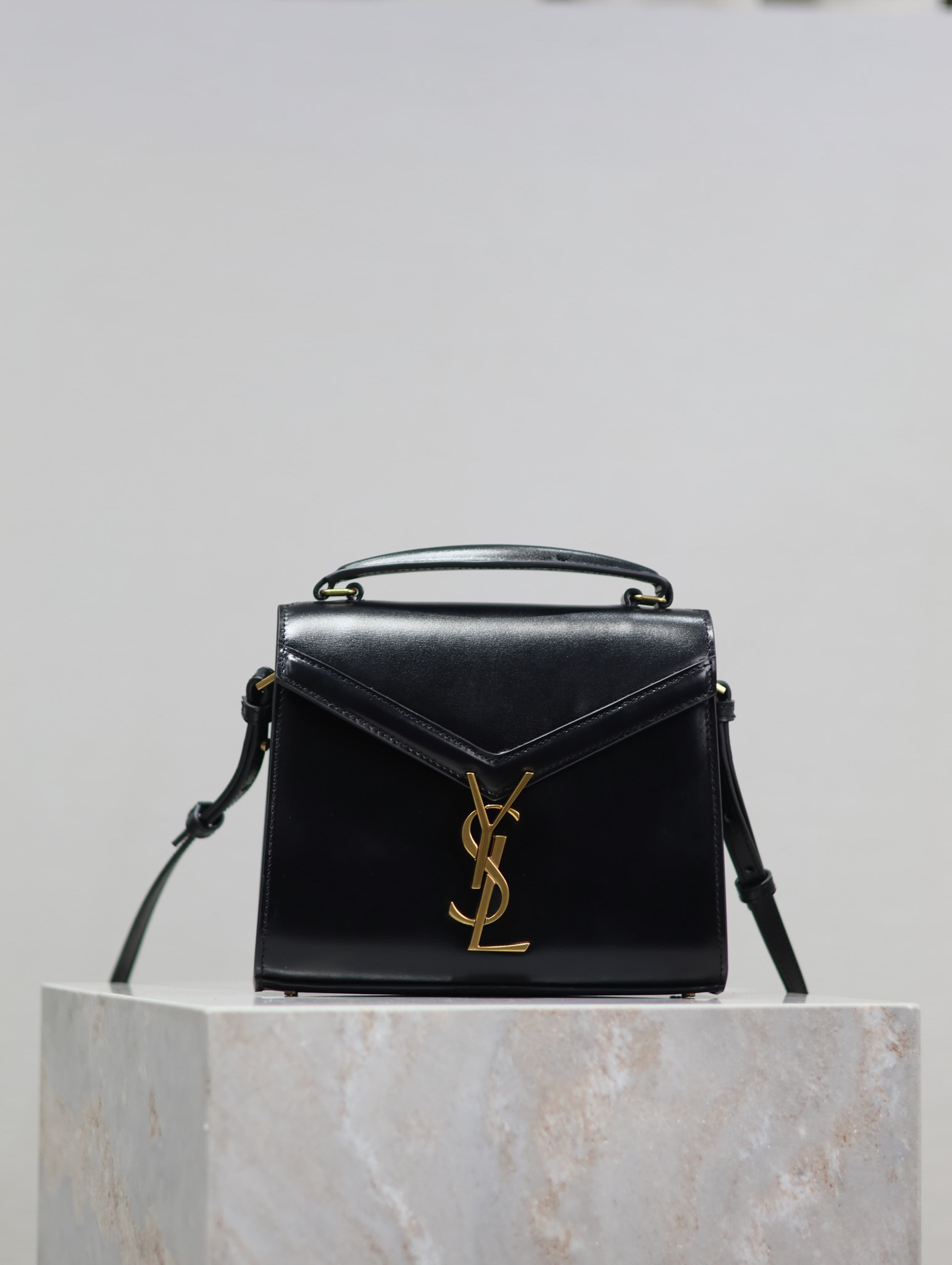 Y*L cassandra mini top handle bag 20x16x7.5cm