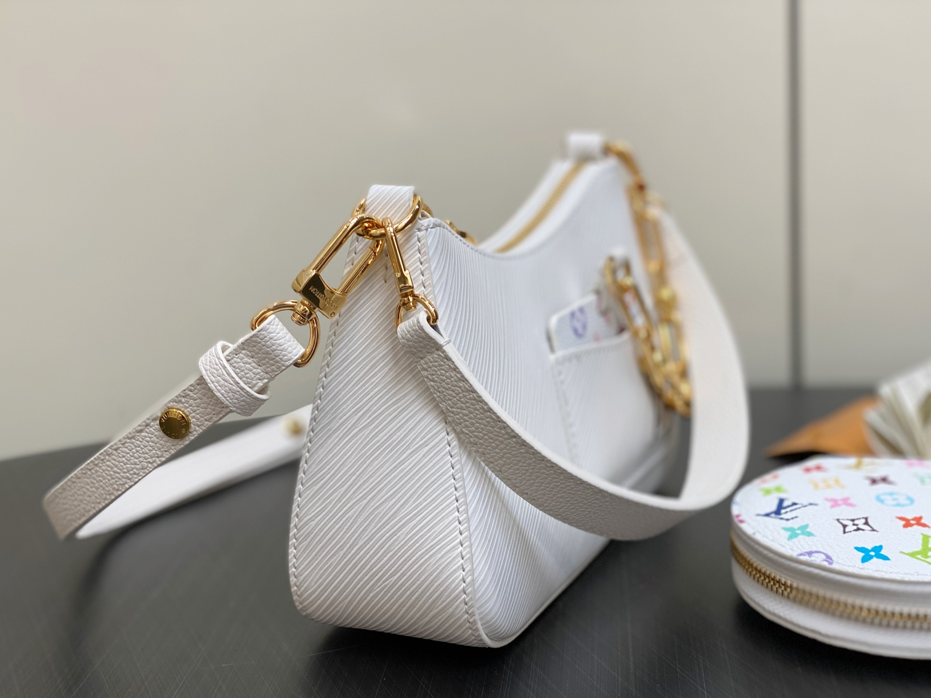 LV  x TM MARELLINI M13100 19 x 13.5 x 6.5CM