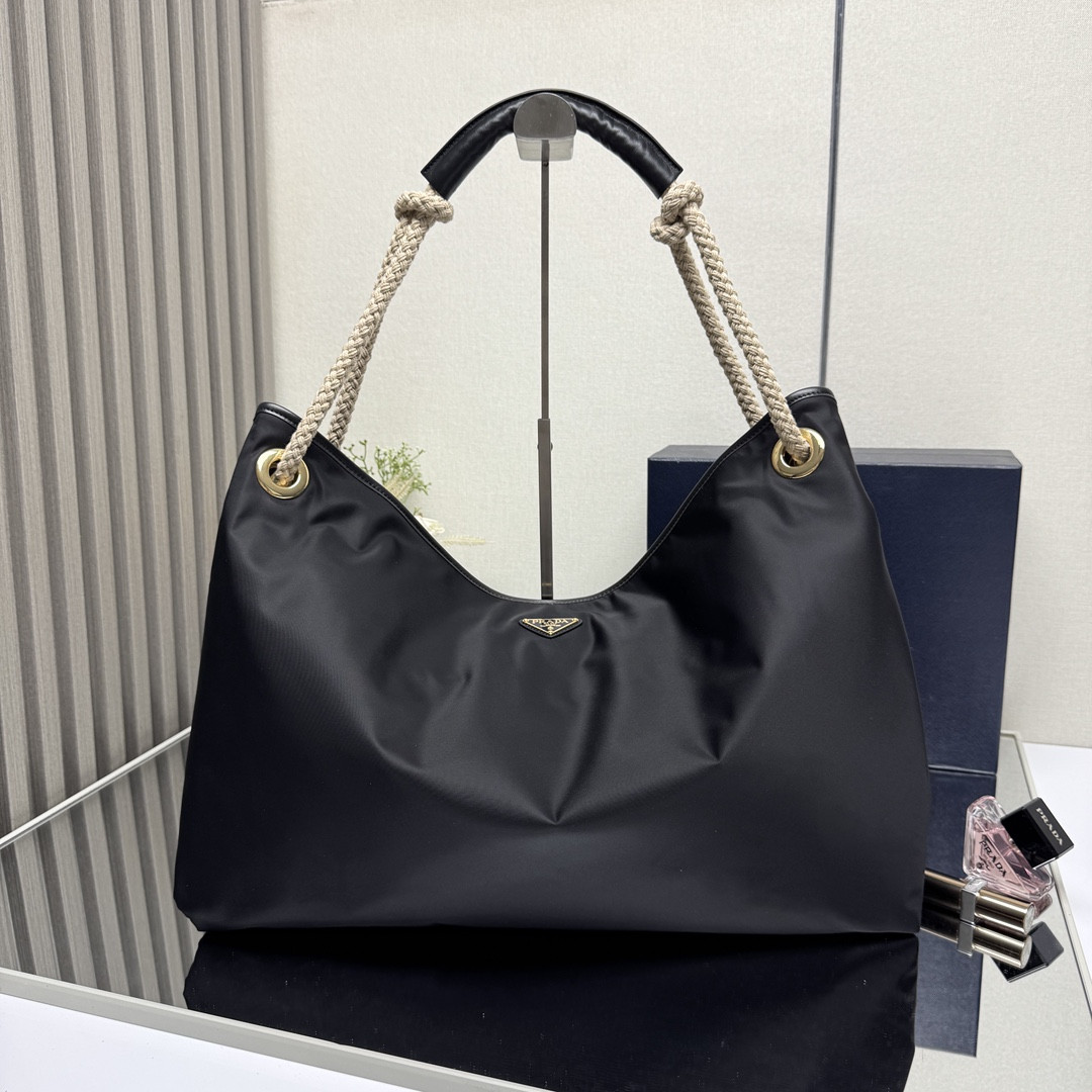 Pra*a mariner large re-nylon shoulder bag 48x39x14cm
