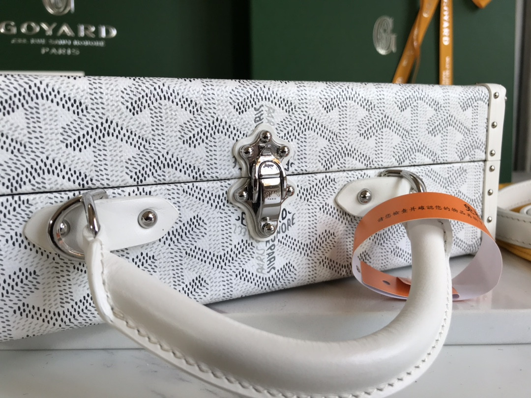 Go*ard grand hotel trunk bag 24.5x7.7x17cm