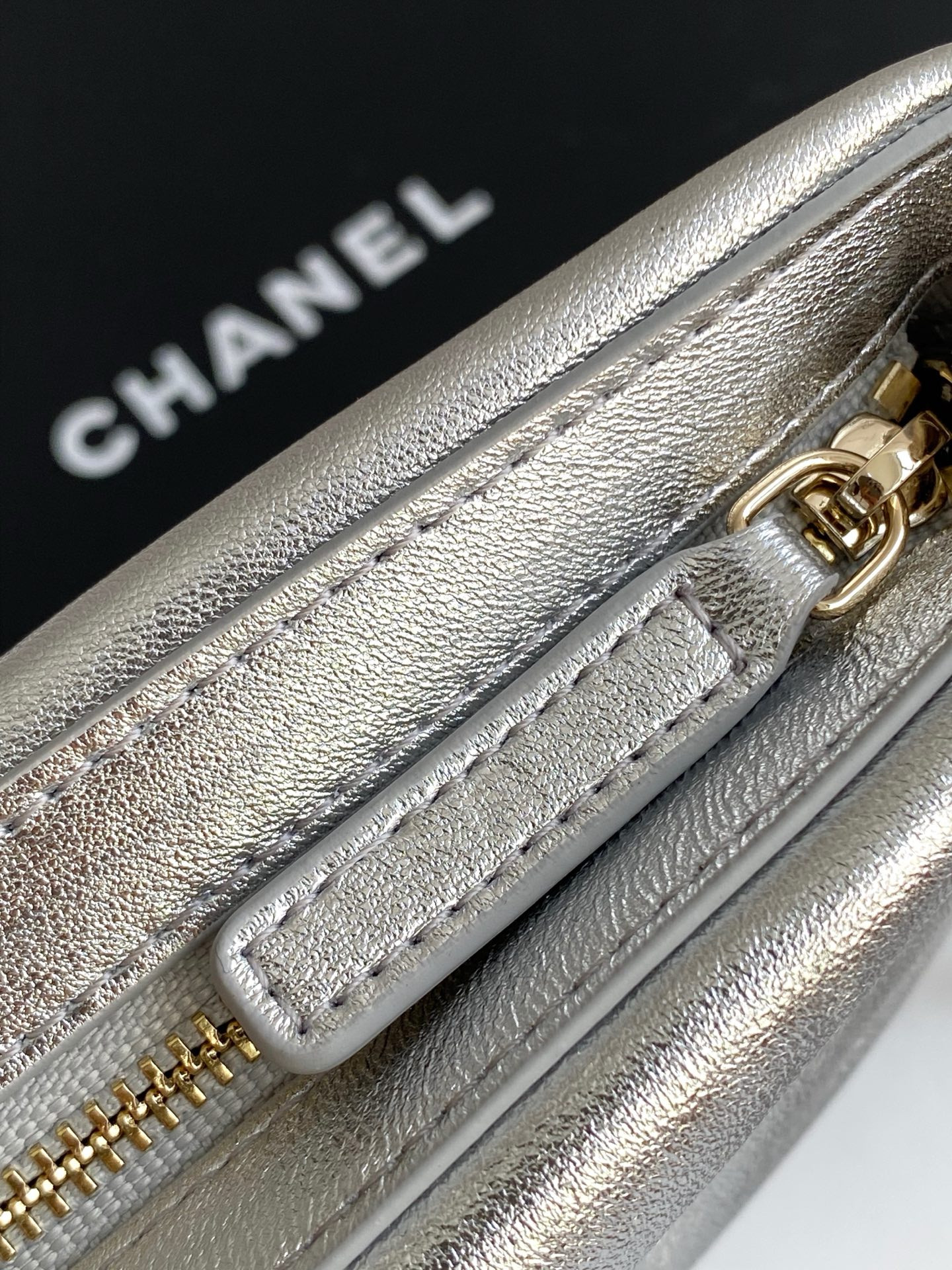 Ch*el clutch with chain 14x24x5cm
