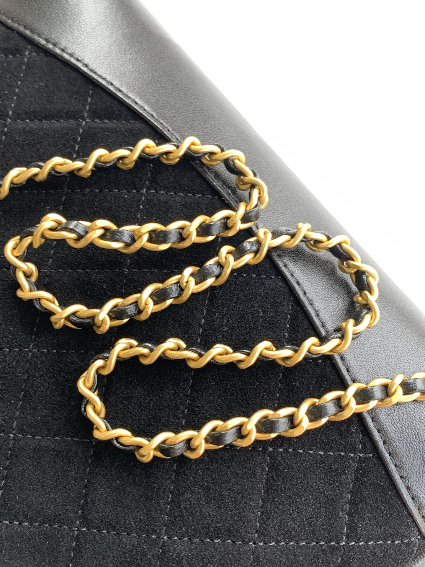 Ch*el 31 mini shopping bag lambskin & gold-tone metal 22x23x5cm