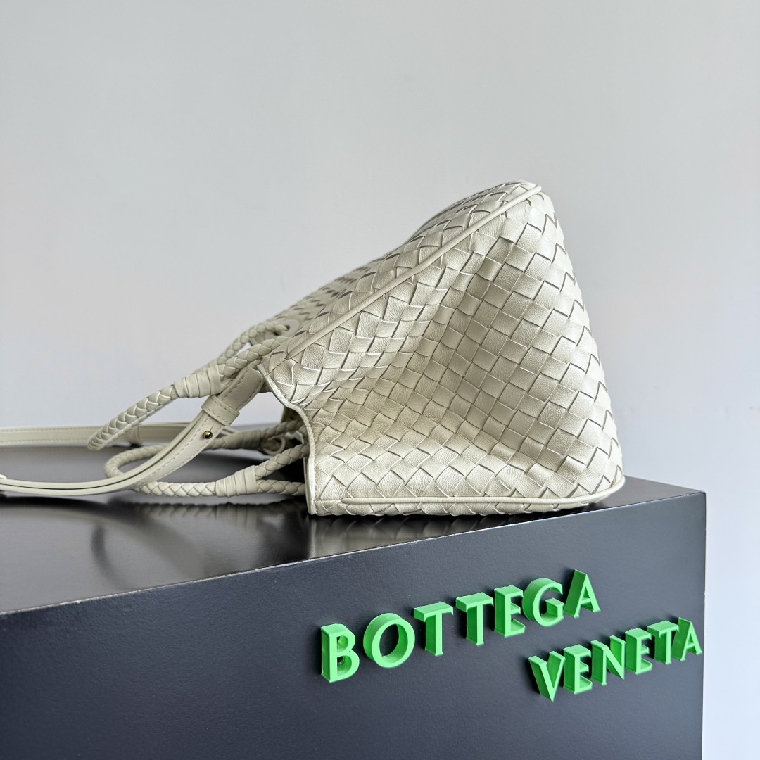 bo*te*ga Ve*ne*ta basket 18.5x31x16cm