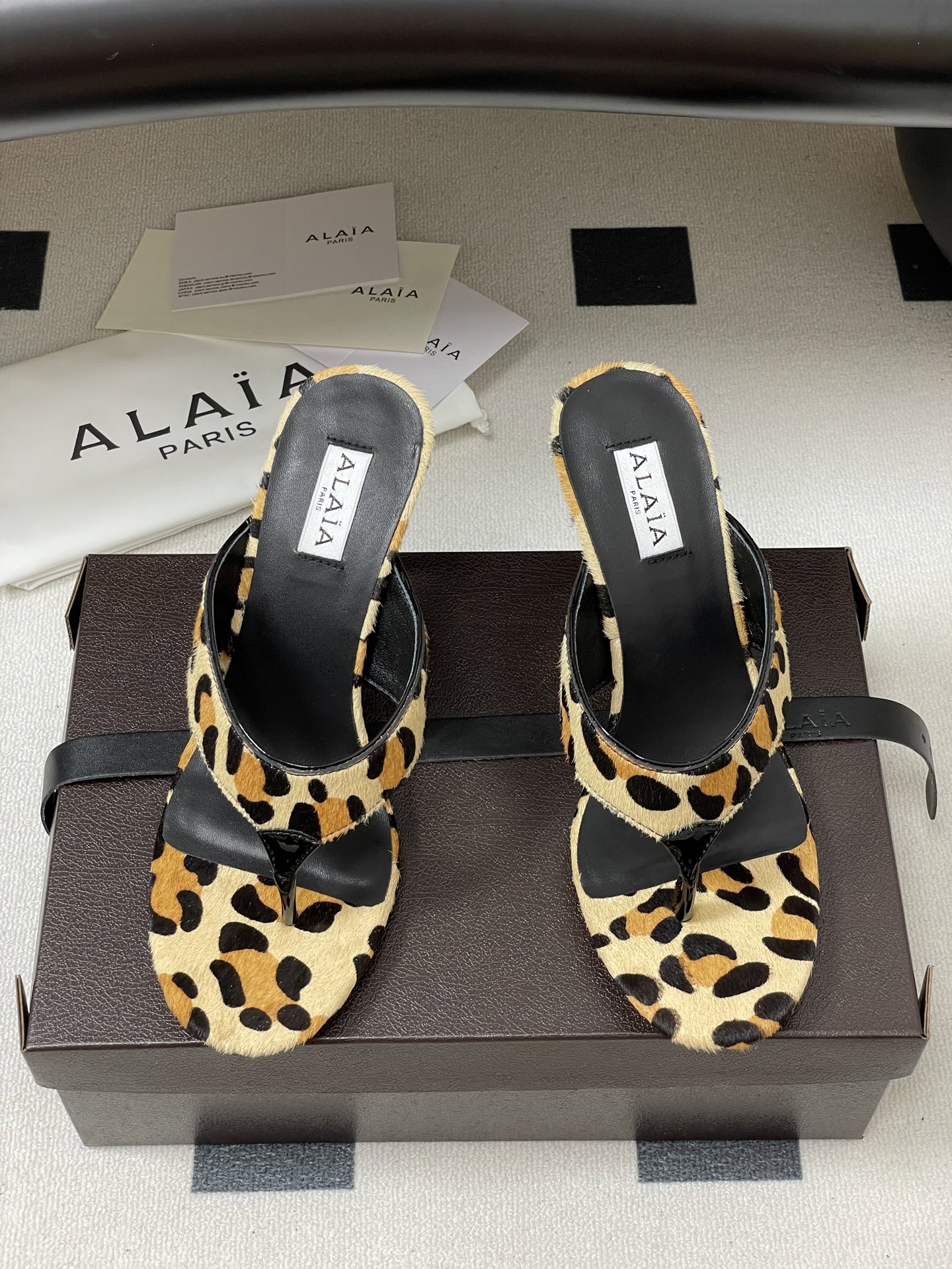 UA Alaia Triangle Flat Slides 9cm Heel(Customized Size 7-10 days production time)