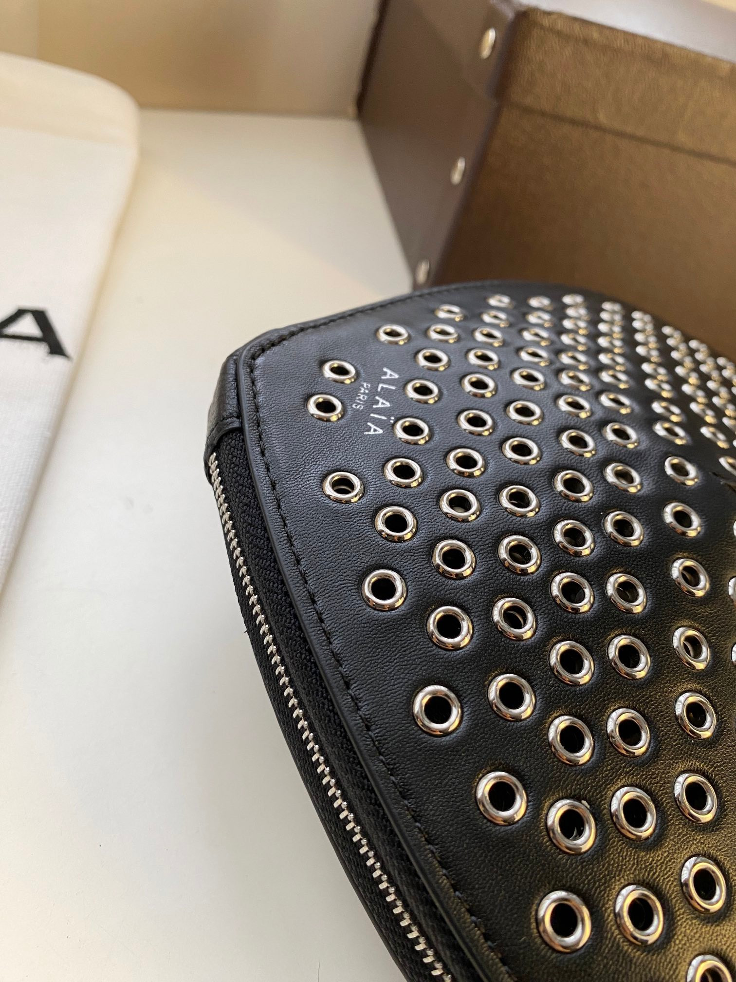 ALAÏA Le Coeur Heart Bag 18.5x20.5x5cm