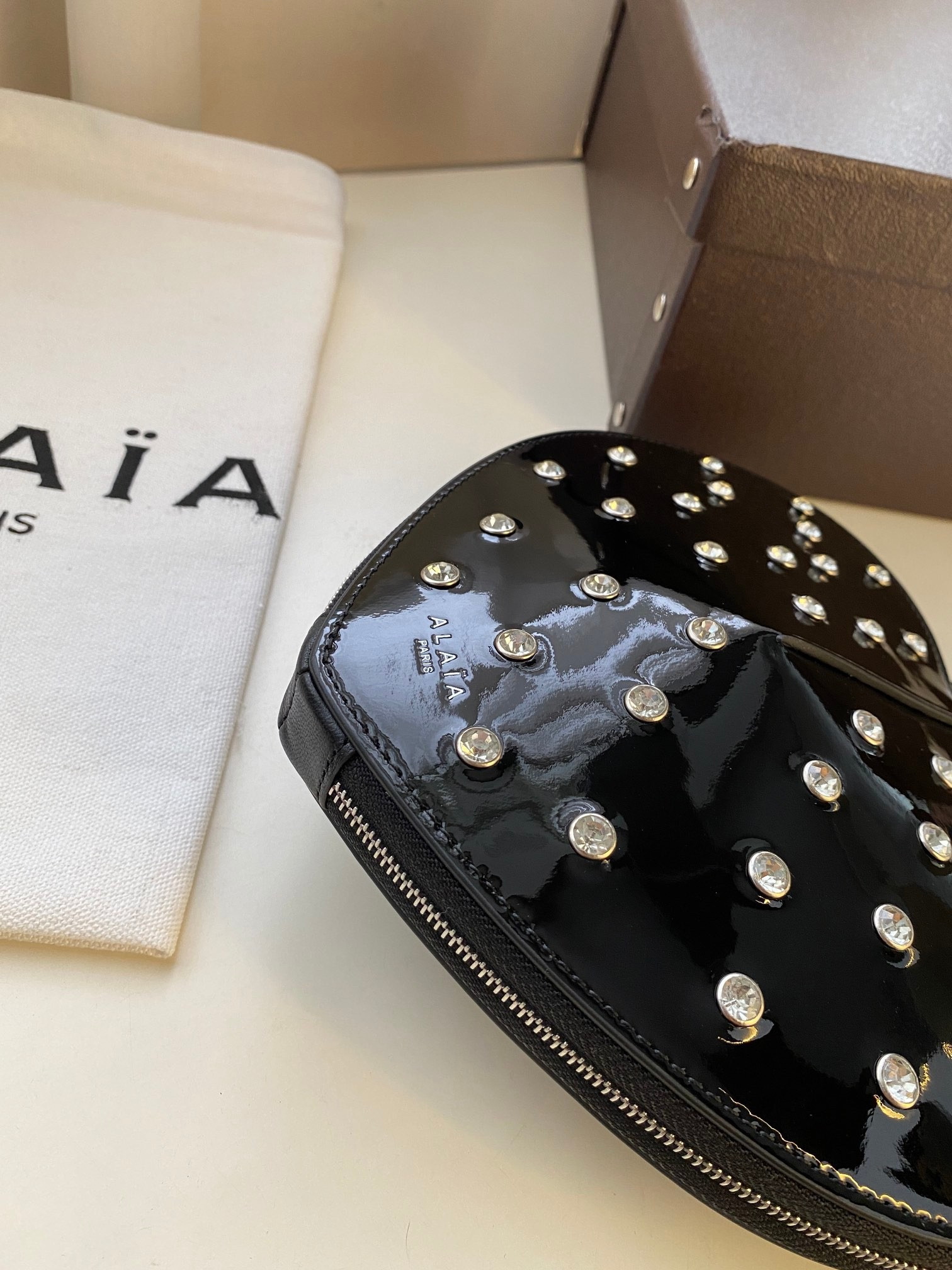 ALAÏA Le Coeur Heart Bag 18.5x20.5x5cm