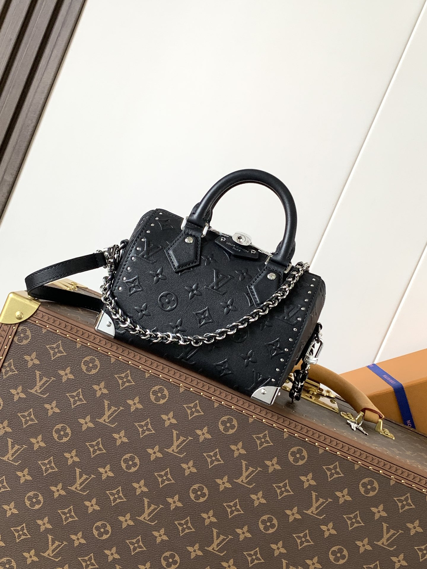 LV Monogram Bold Speedy 20 Trunk M14575 13.5 x 11 x 20.5 cm