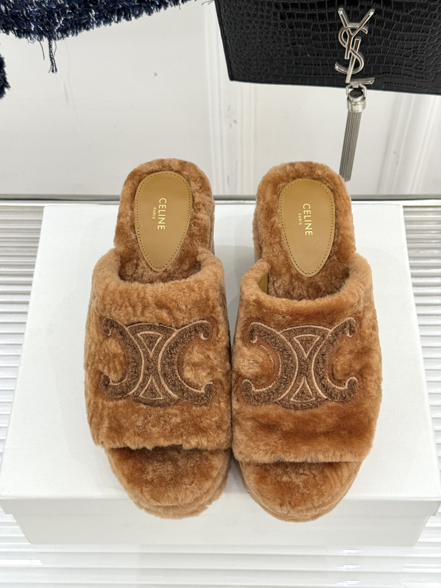 ua Ce**e elena mule 8cm heel