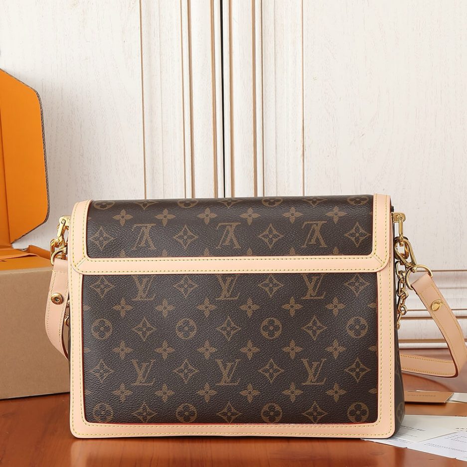LV Dauphine Soft GM